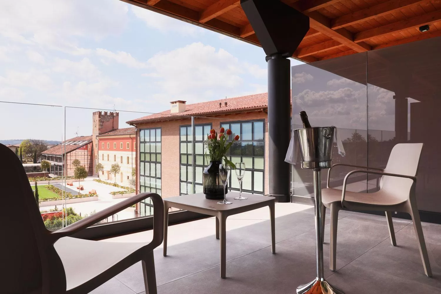 Balcony/Terrace in Hotel Veronesi La Torre
