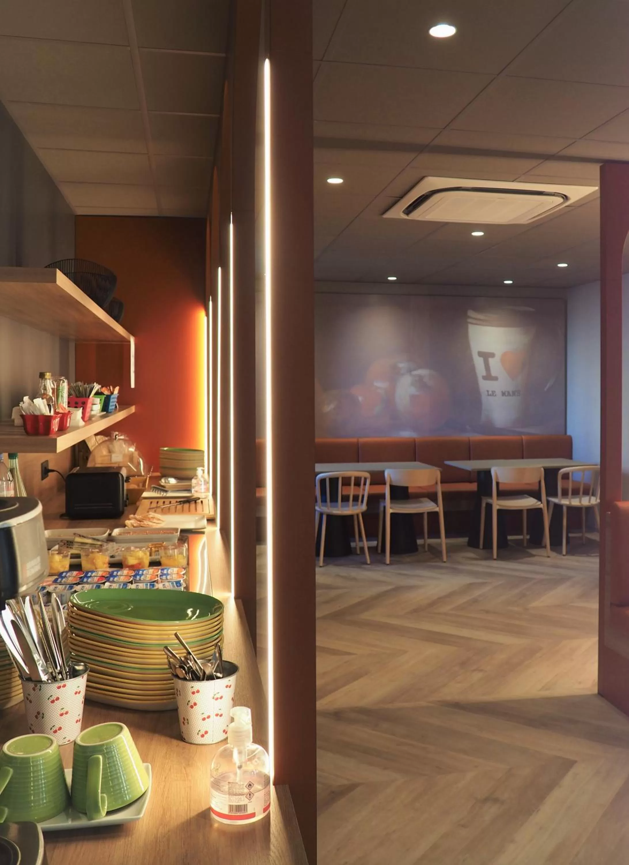 Area and facilities in ibis Styles Le Mans Gare Sud