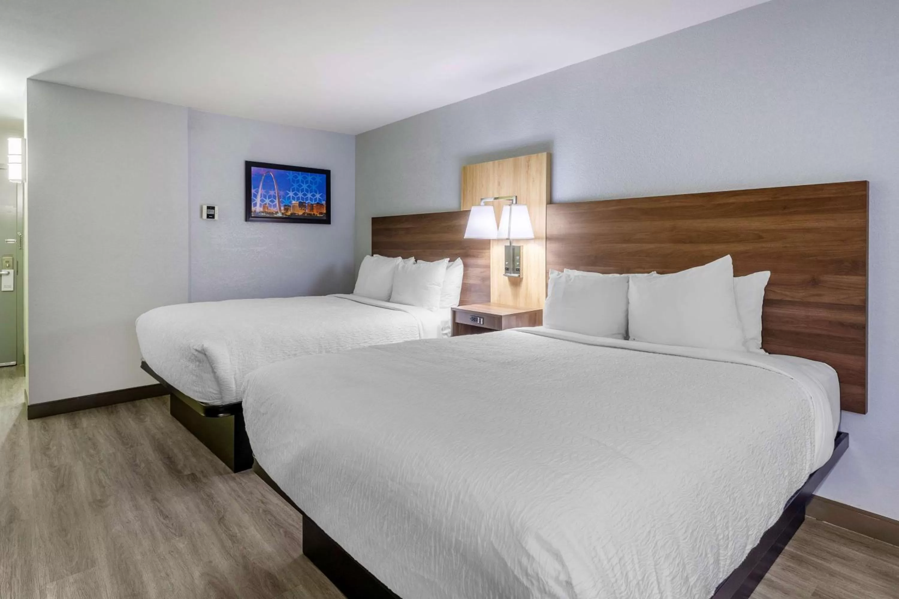 Bedroom, Bed in Best Western Plus St. Louis West-Westport