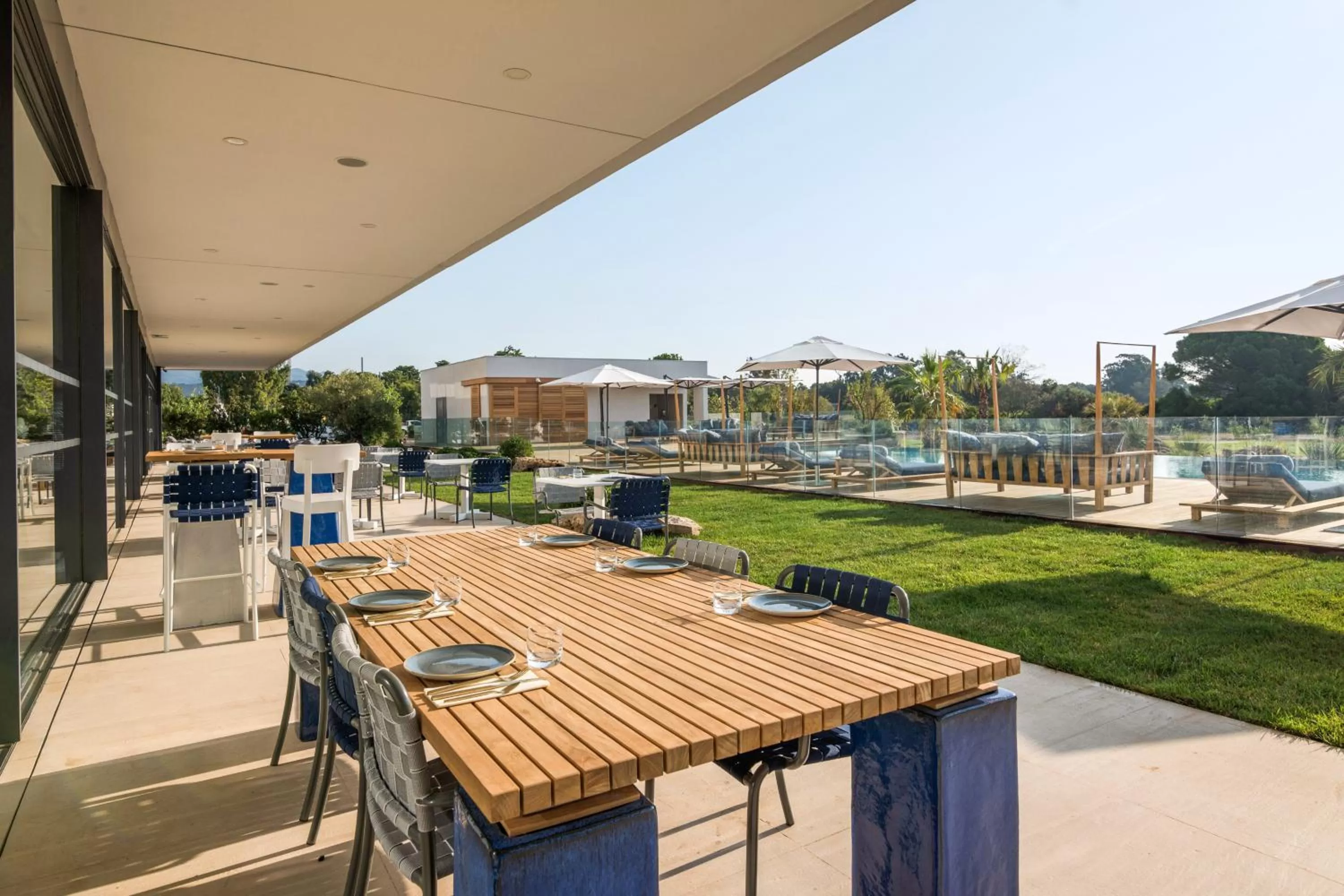 Restaurant/places to eat in Golden Tulip Porto-Vecchio