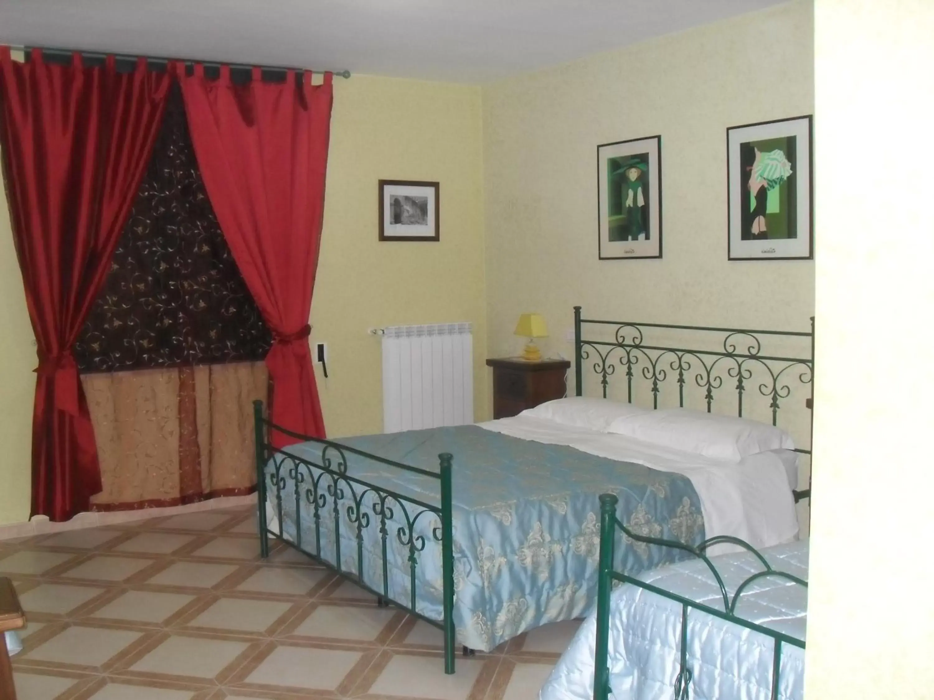 Quadruple Room with Shower in Mamma Assunta Quadruple Room with Shower in Mamma Assunta