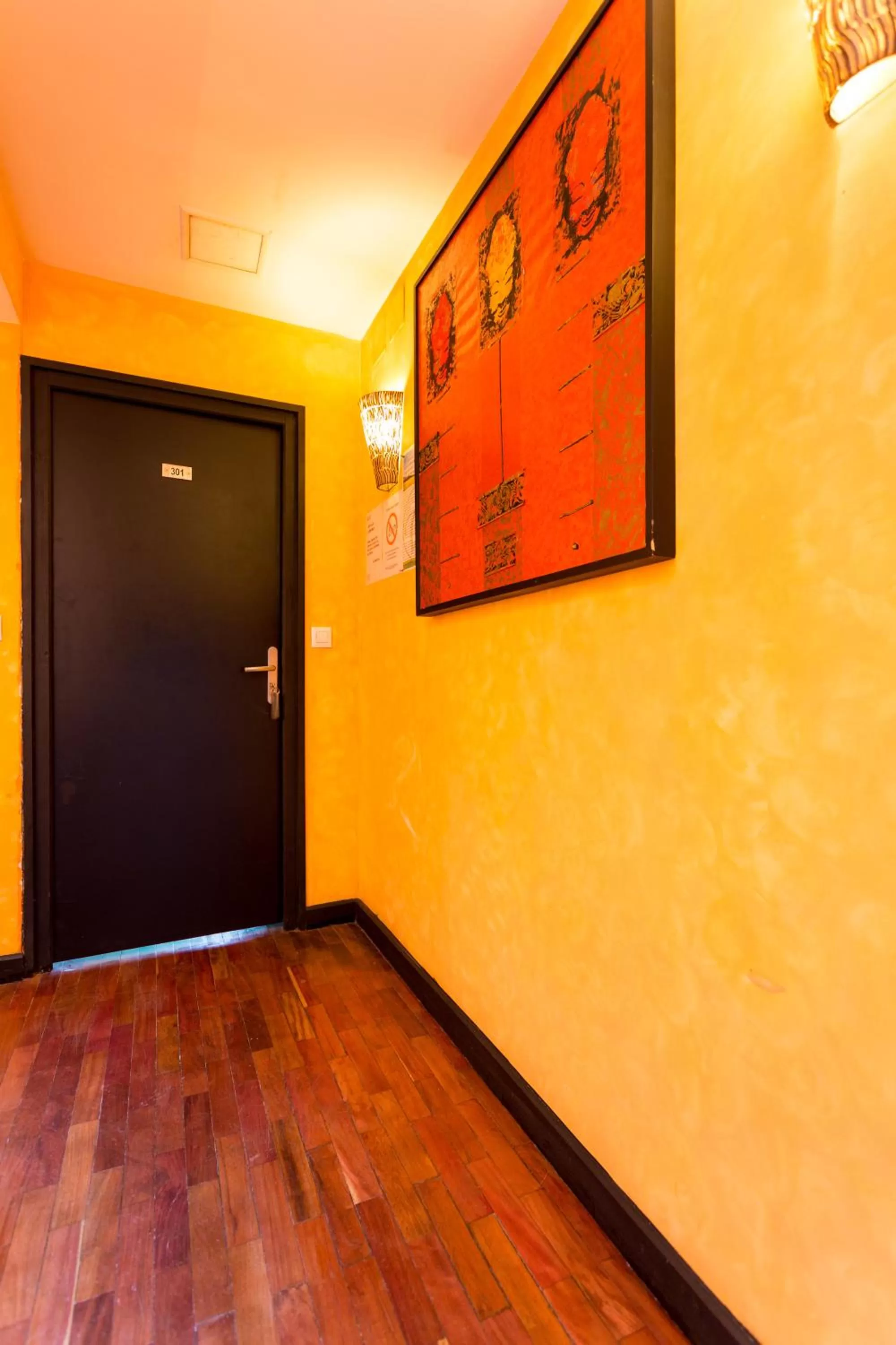 Decorative detail in Sole Hotel