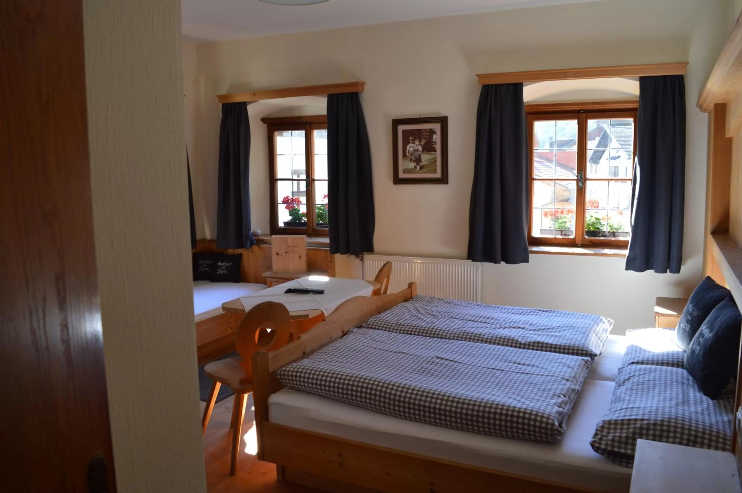 Photo of the whole room, Bed in Gasthof zum Stern