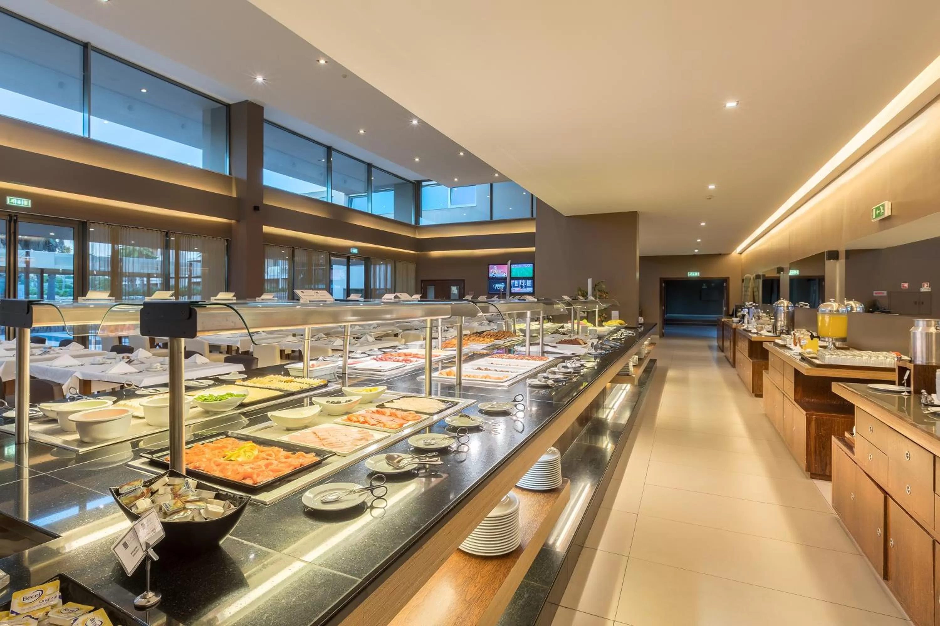 Restaurant/Places to Eat in NAU Sao Rafael Atlantico