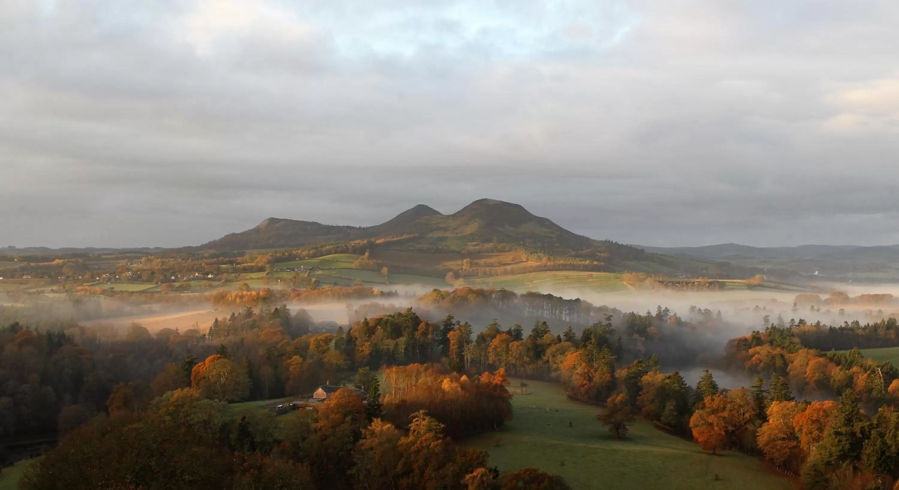 Hiking in Kirklands House Melrose Bed and Breakfast