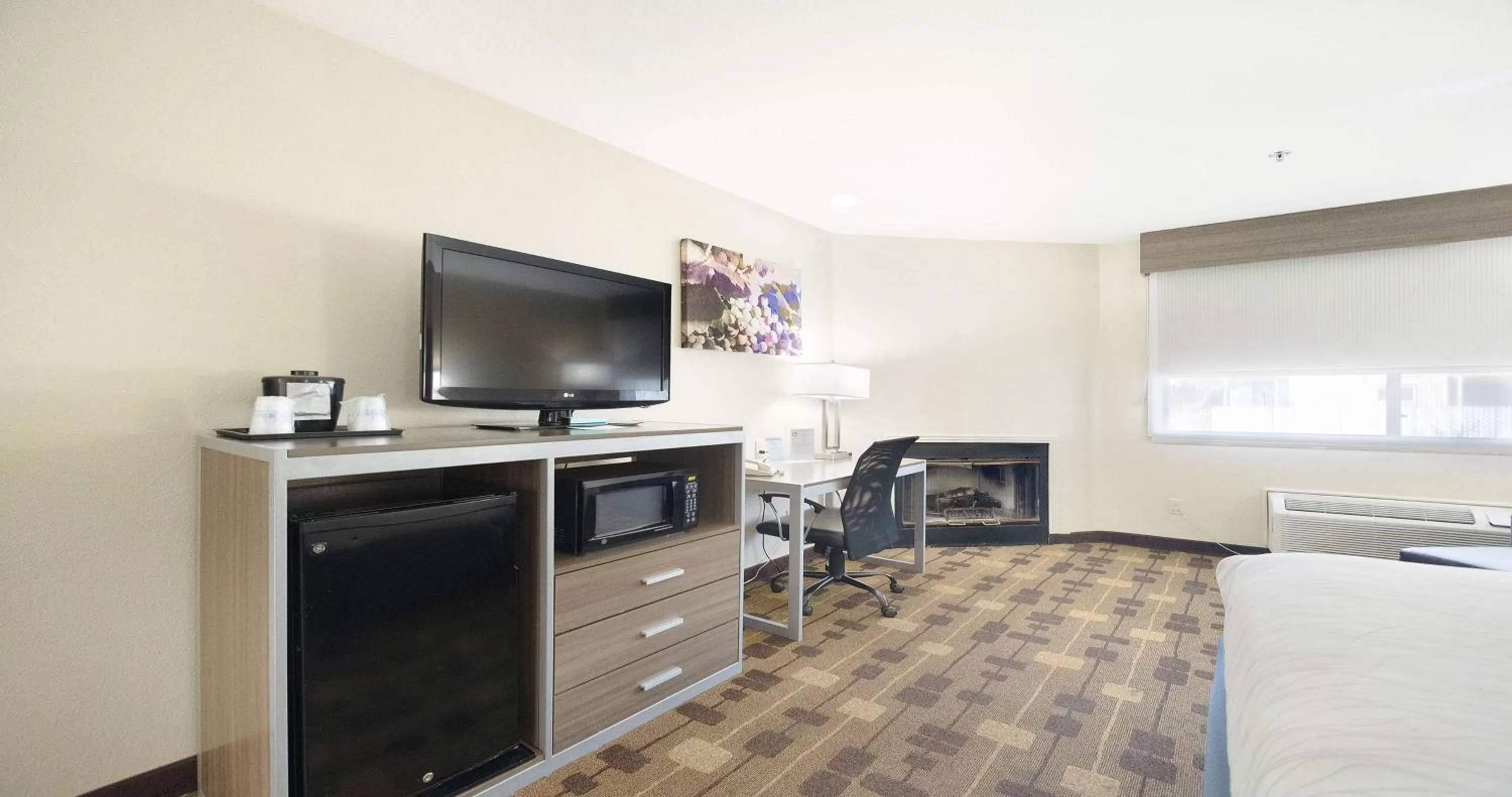 Bedroom, Bed in Best Western Amador Inn