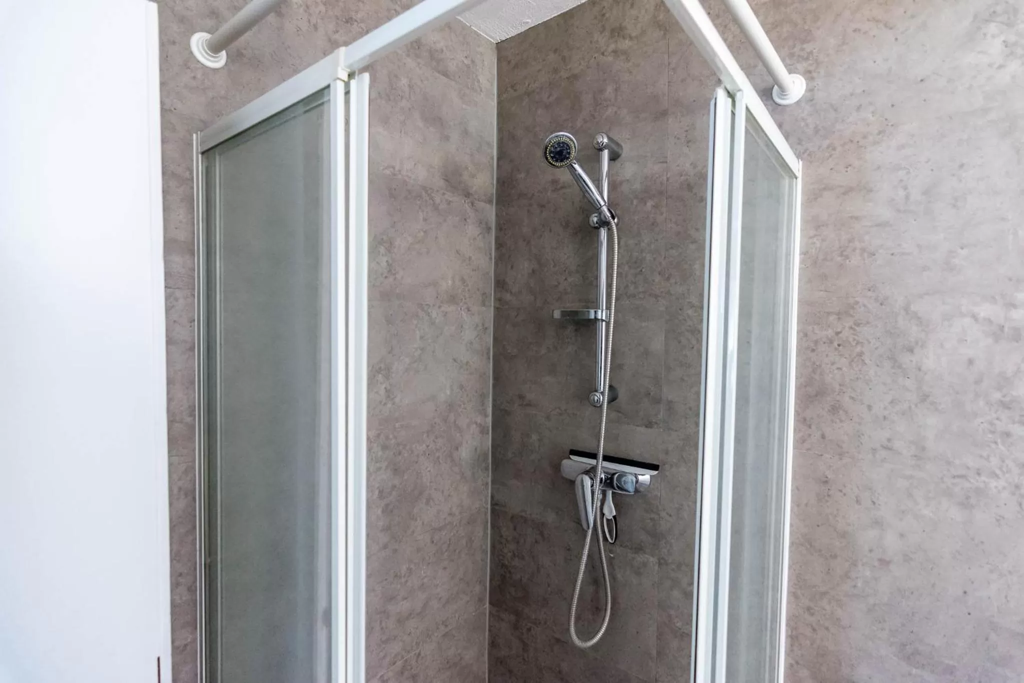 Bathroom in Gästehaus Jagsttal