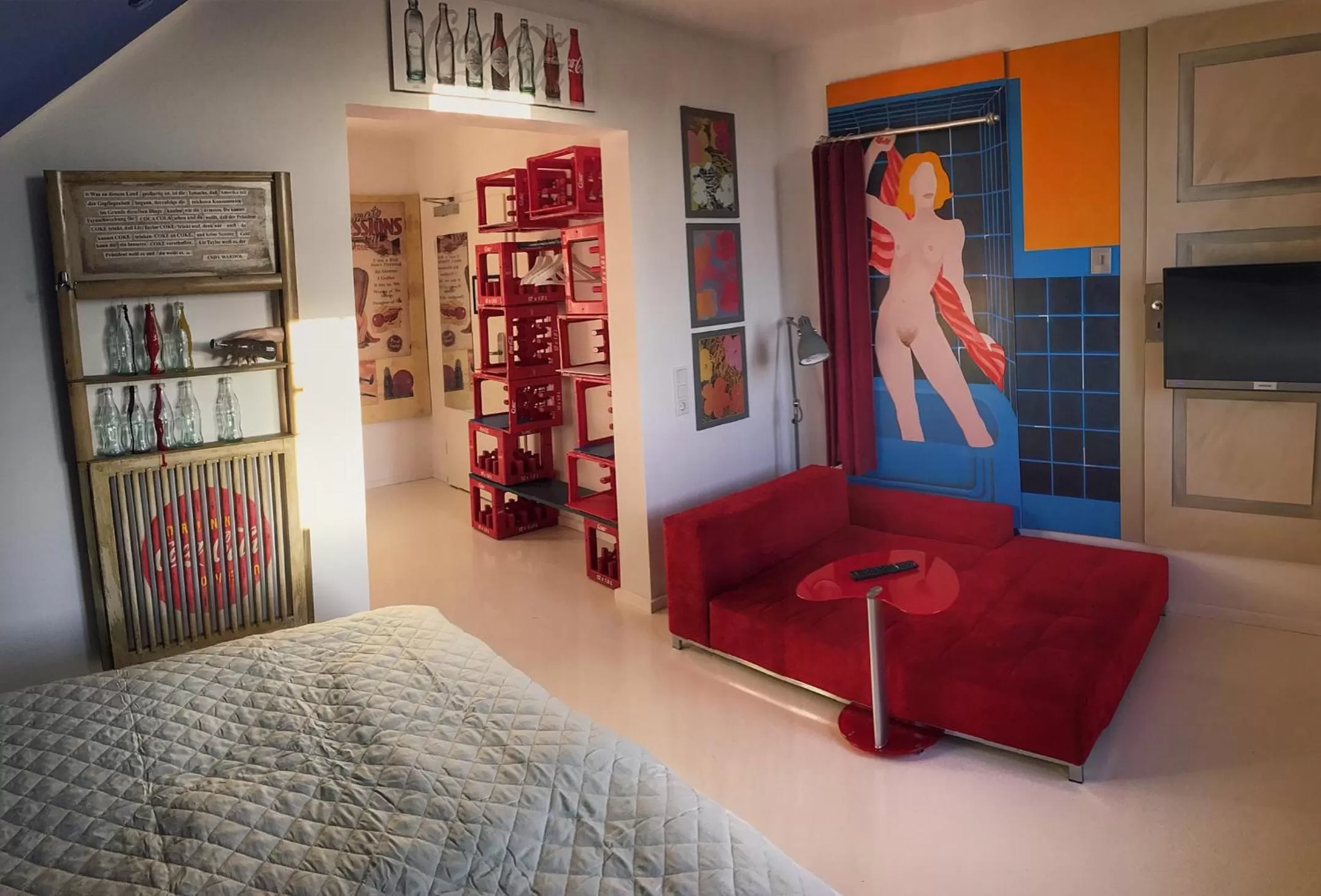 Photo of the whole room, Bed in Road Stop Wuppertal