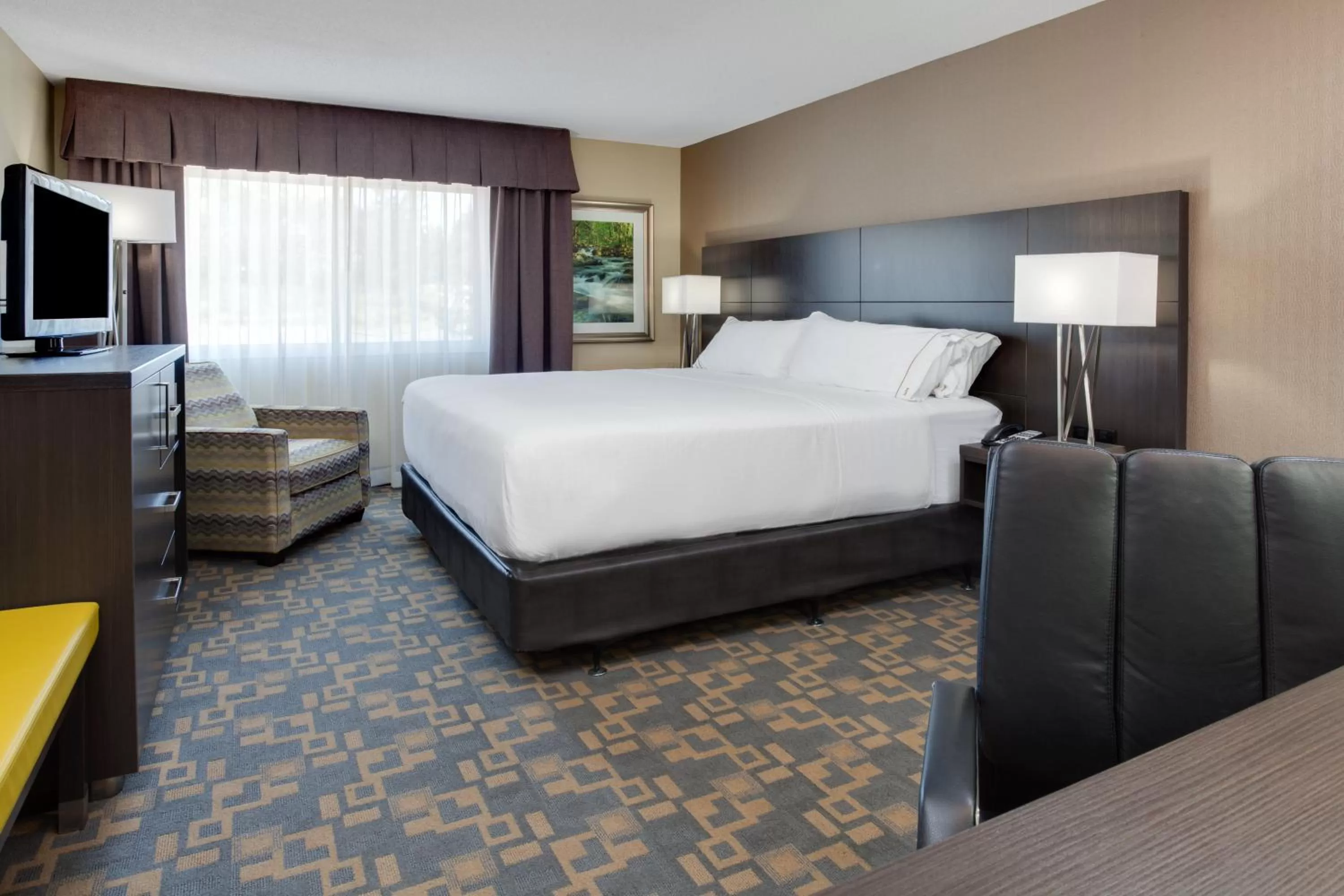 Photo of the whole room, Bed in Holiday Inn Express Hotel & Suites Uptown Fredericton by IHG