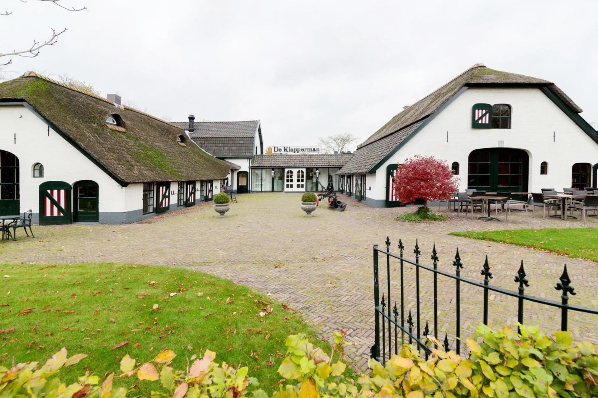 Property building in Fletcher Hotel-Restaurant De Klepperman