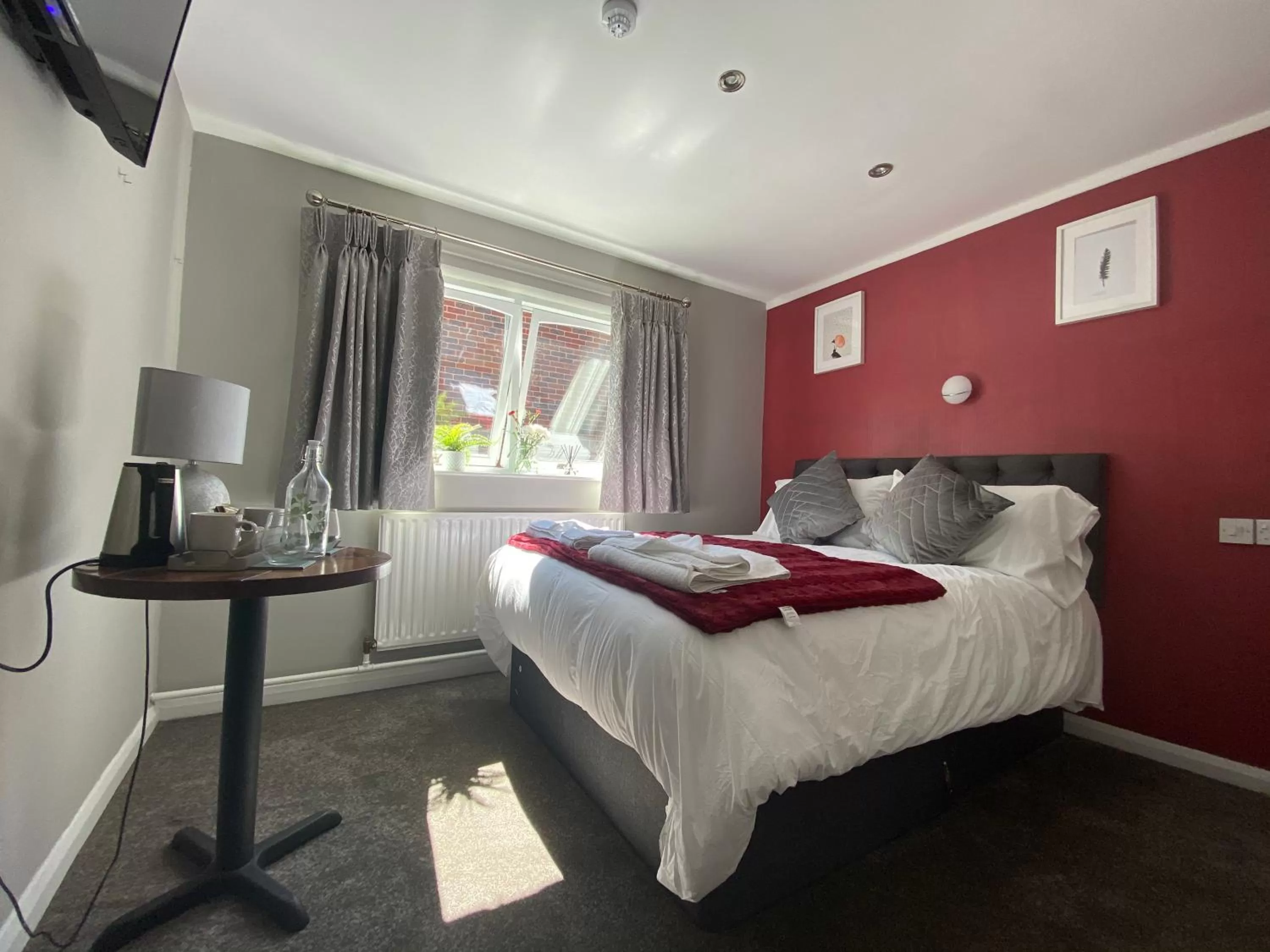 Budget Double Room in The Beeches, Ashby-de-la-Zouch