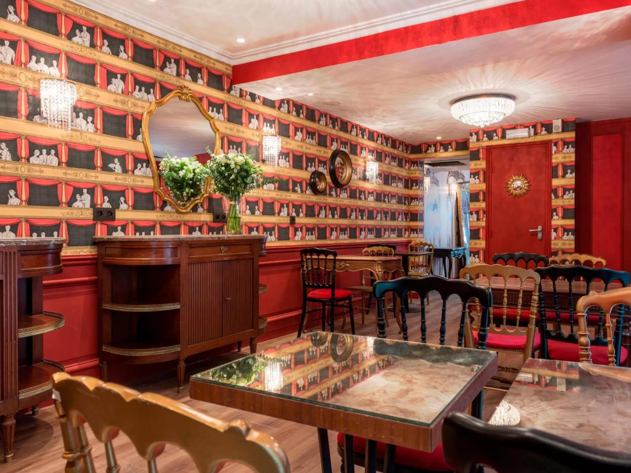 Seating area in Hotel Sacha