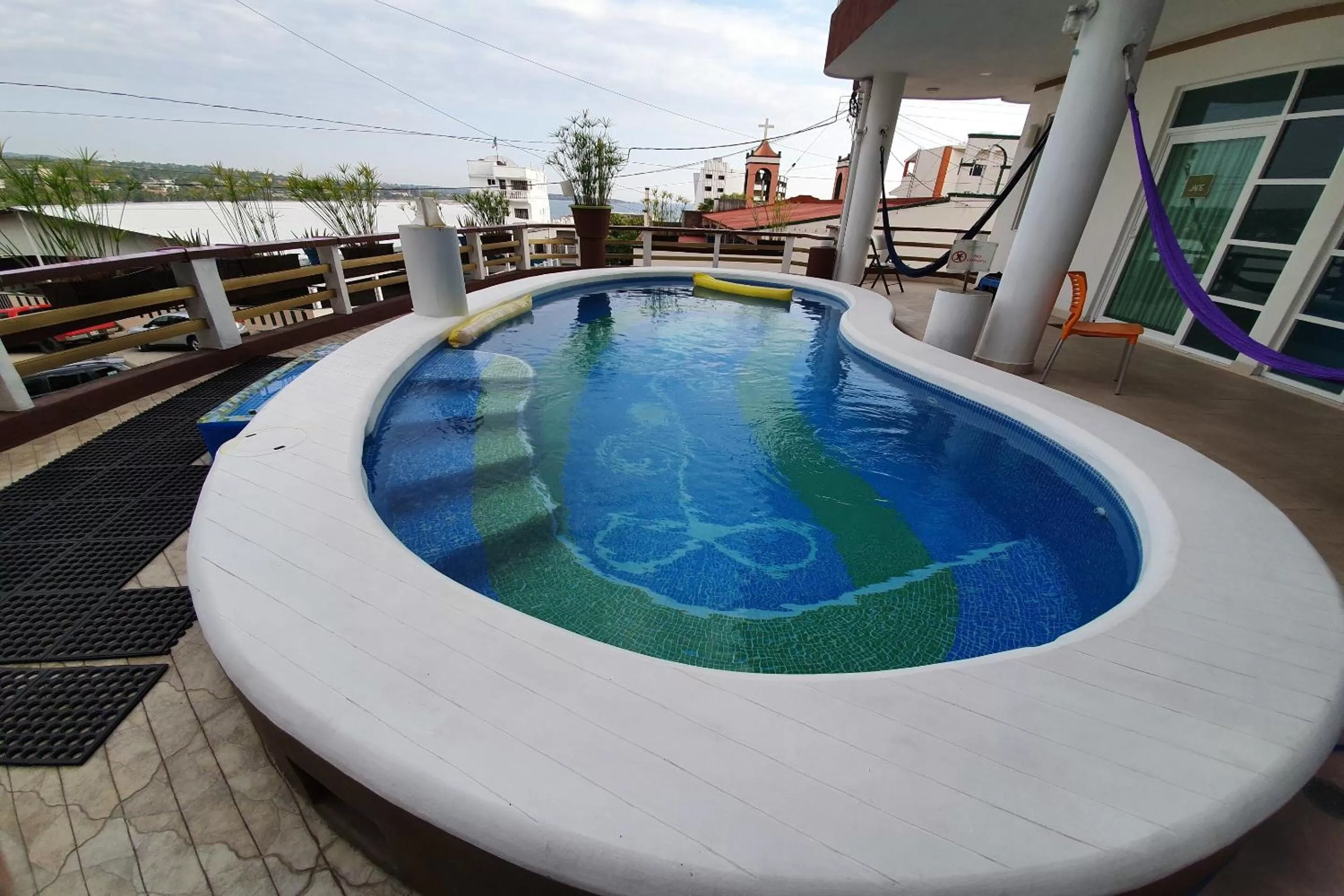 Swimming pool in Casa Mia