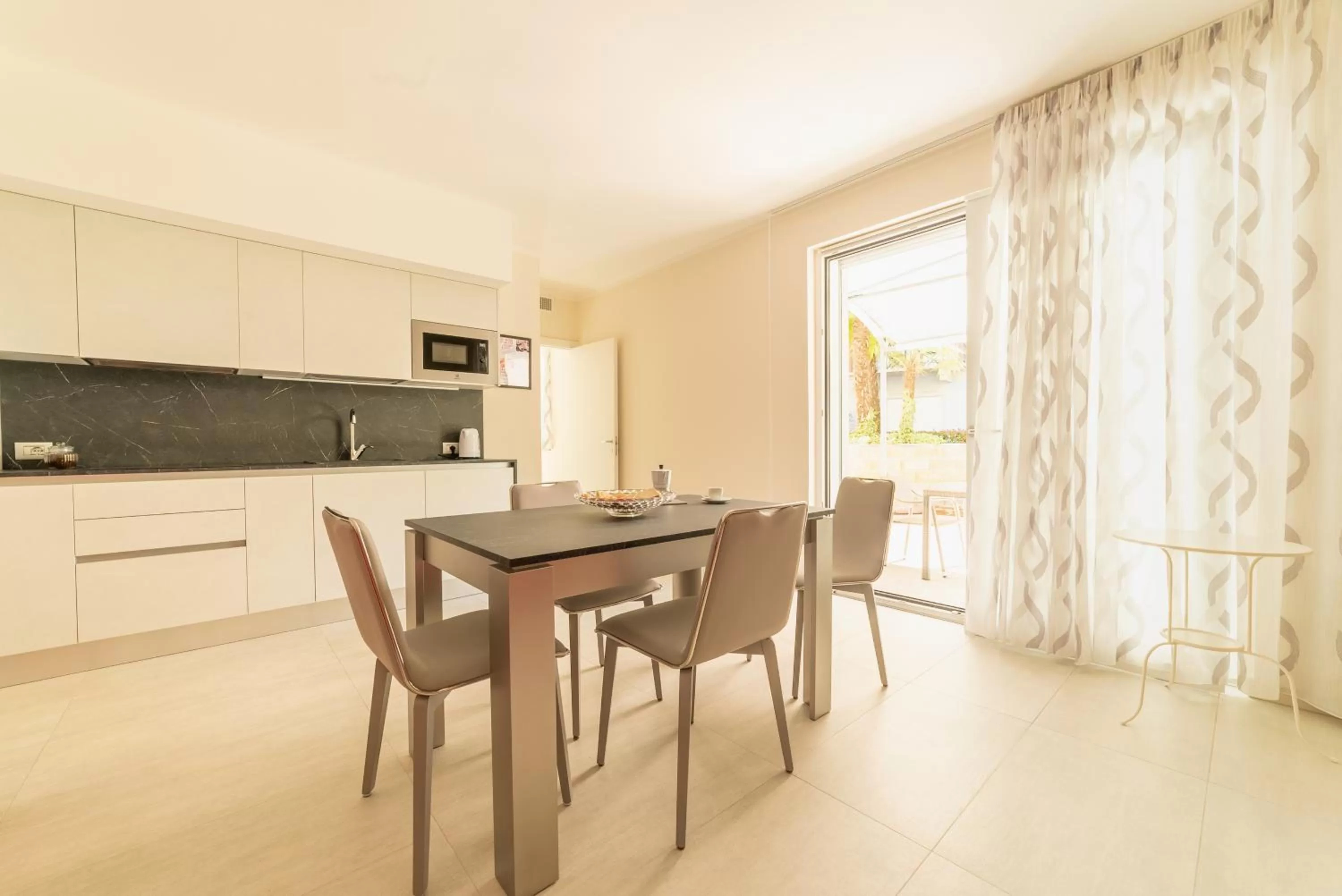 Kitchen or kitchenette in Yachting Residence