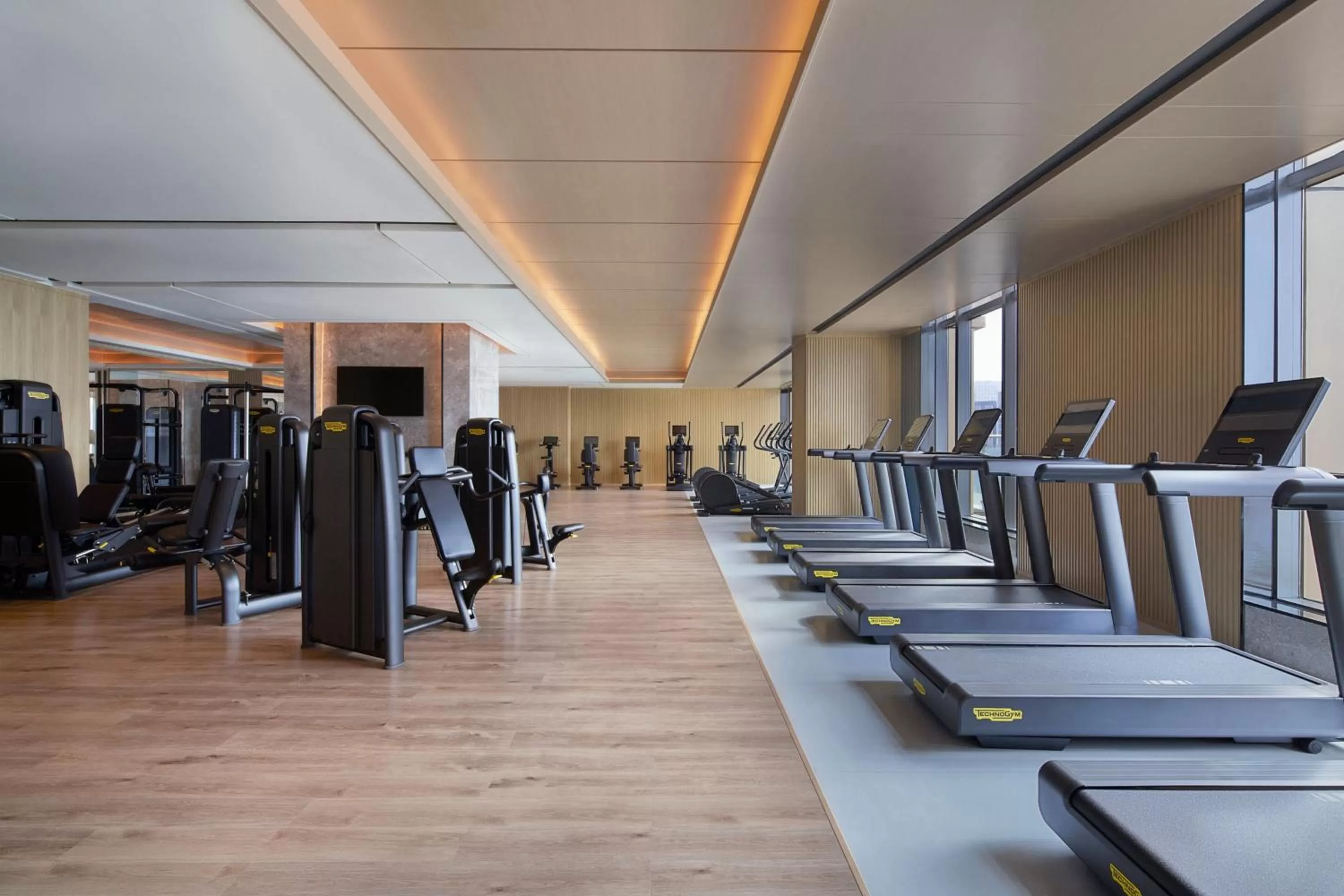 Fitness centre/facilities in Foshan Marriott Hotel