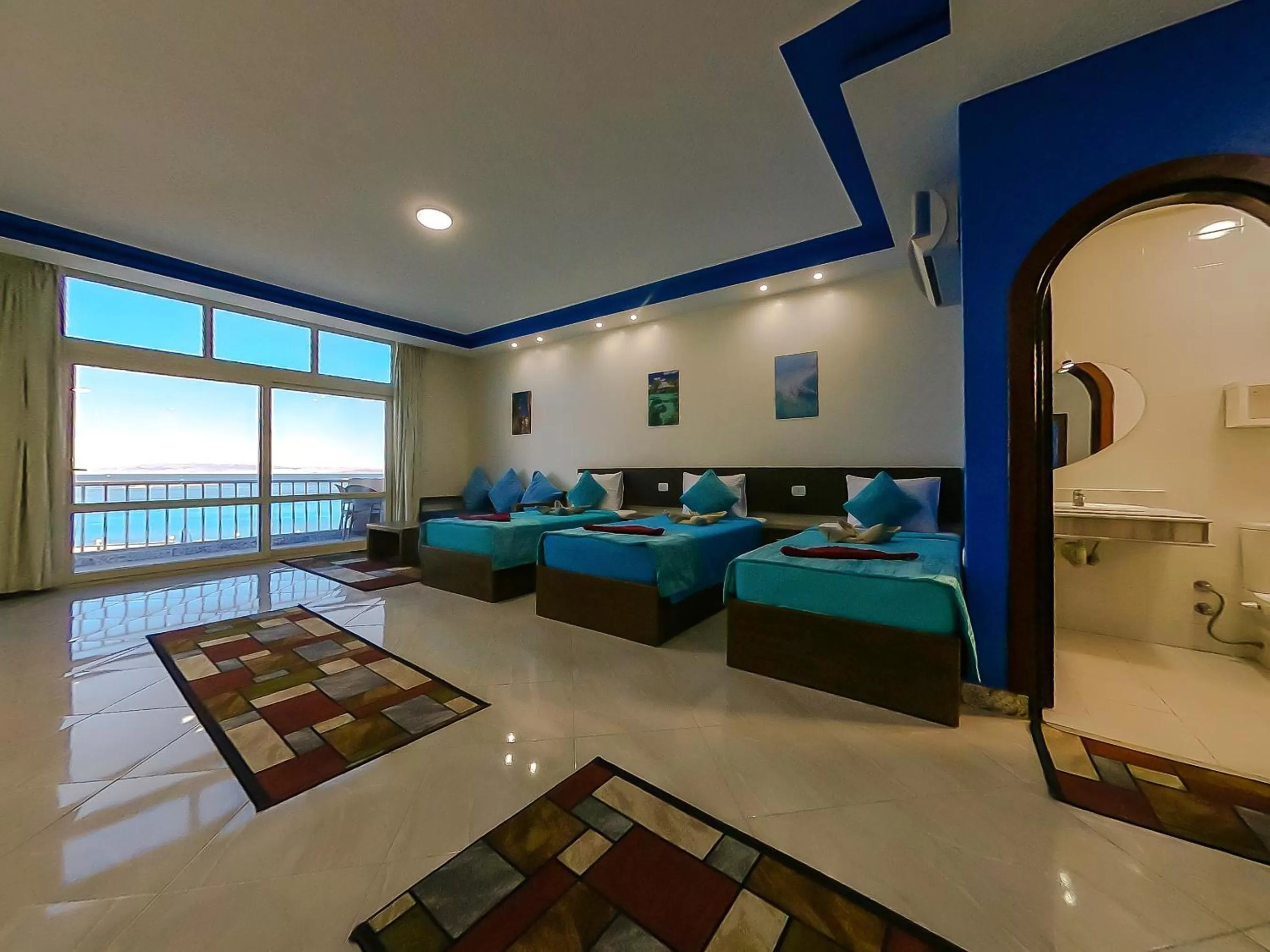 Bed in Seaview Panorama Hotel