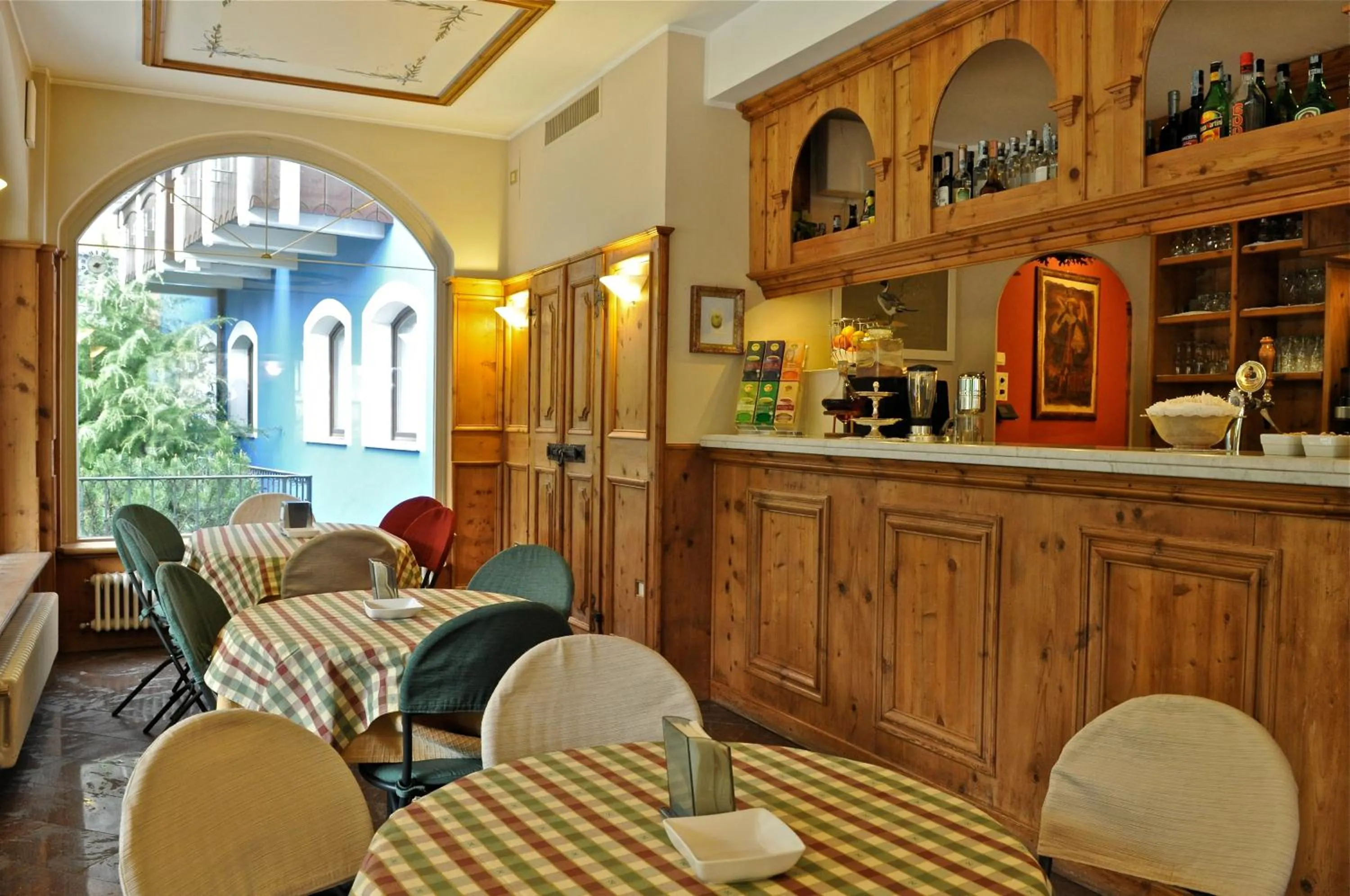 Lounge or bar in Hotel Baita Clementi