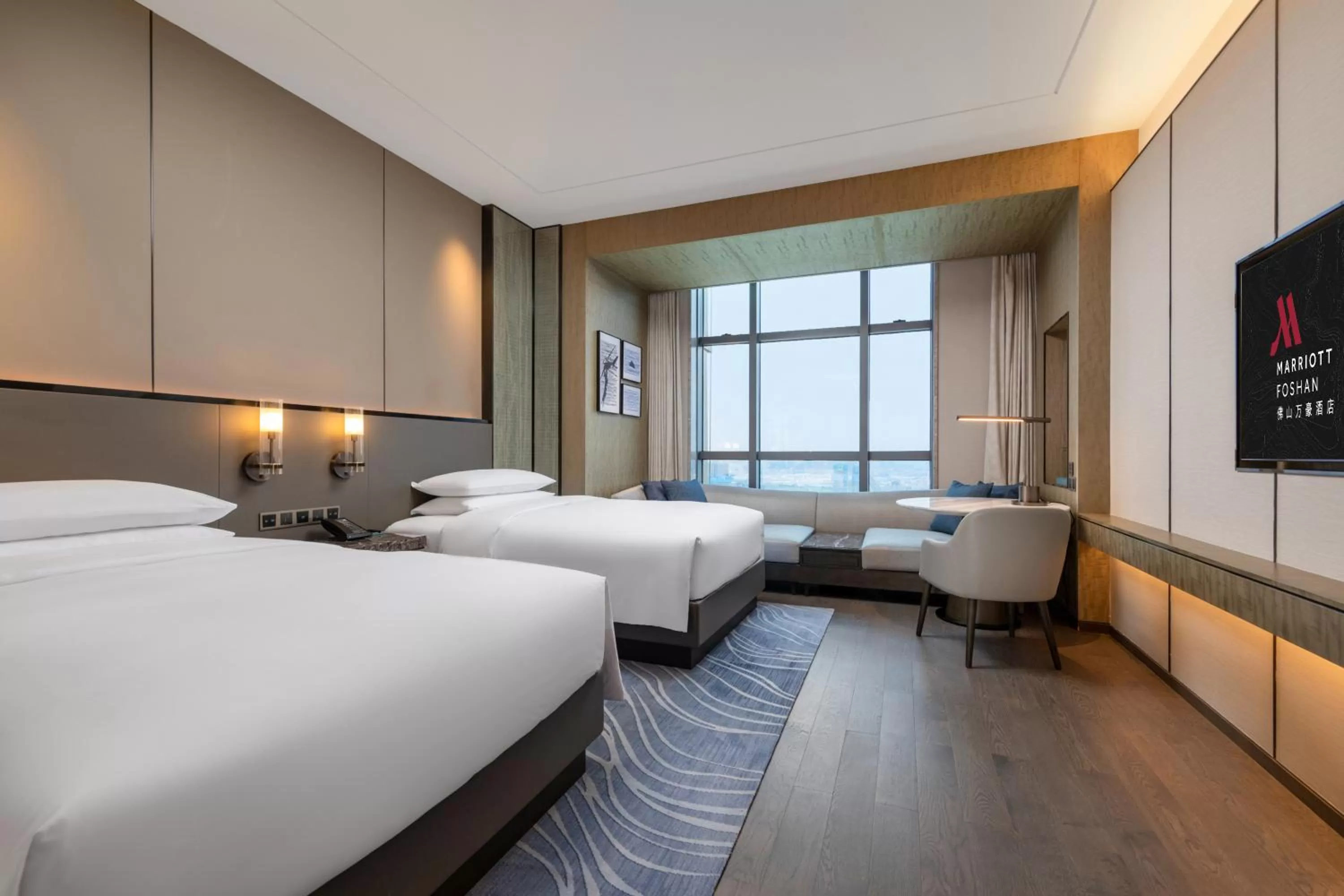 Photo of the whole room, Bed in Foshan Marriott Hotel