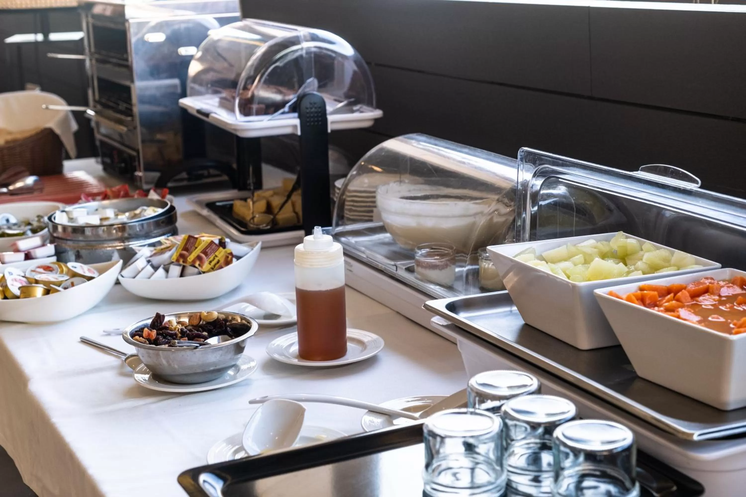 Breakfast in Hotel Adonis Capital