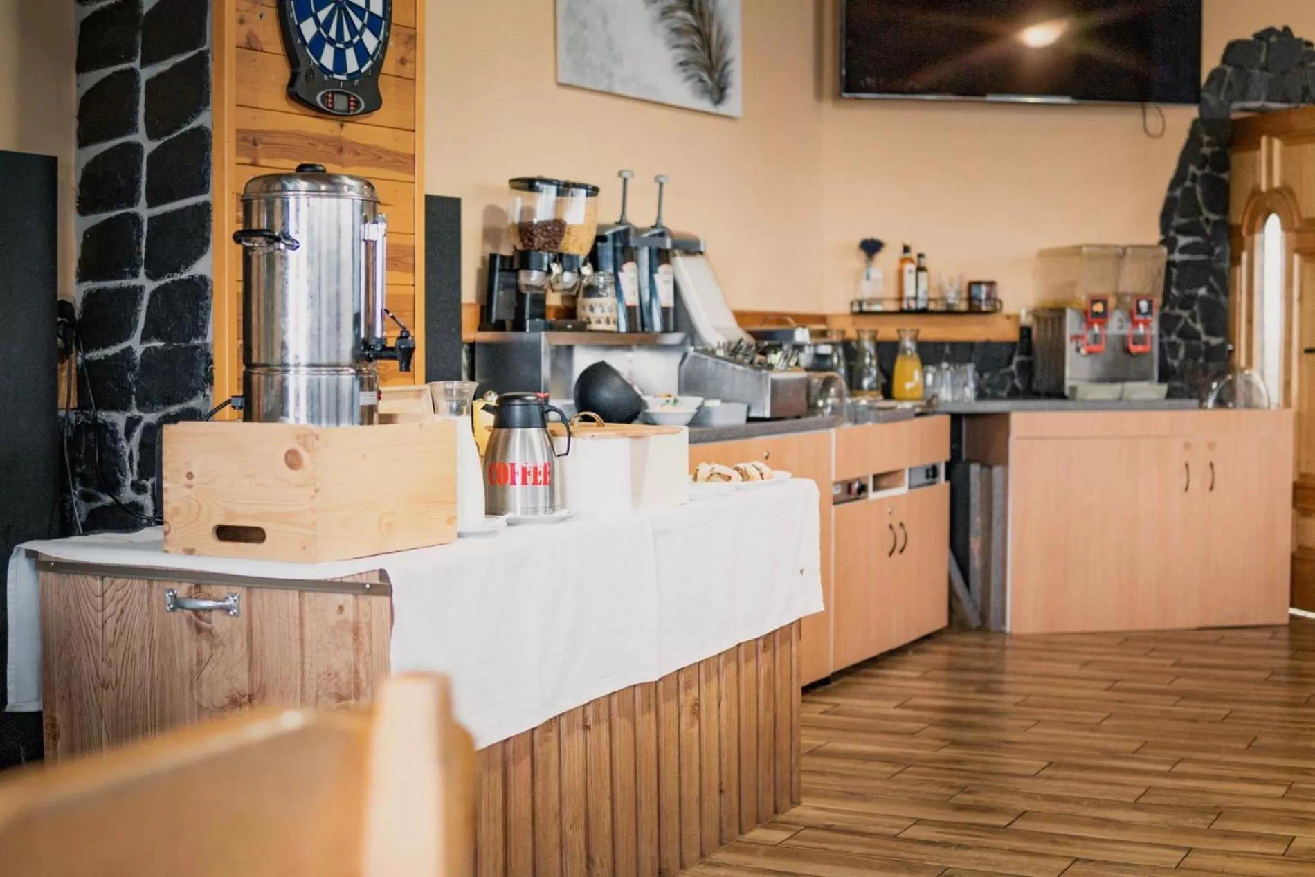 Food and drinks, Kitchen/Kitchenette in Hotel Taurus