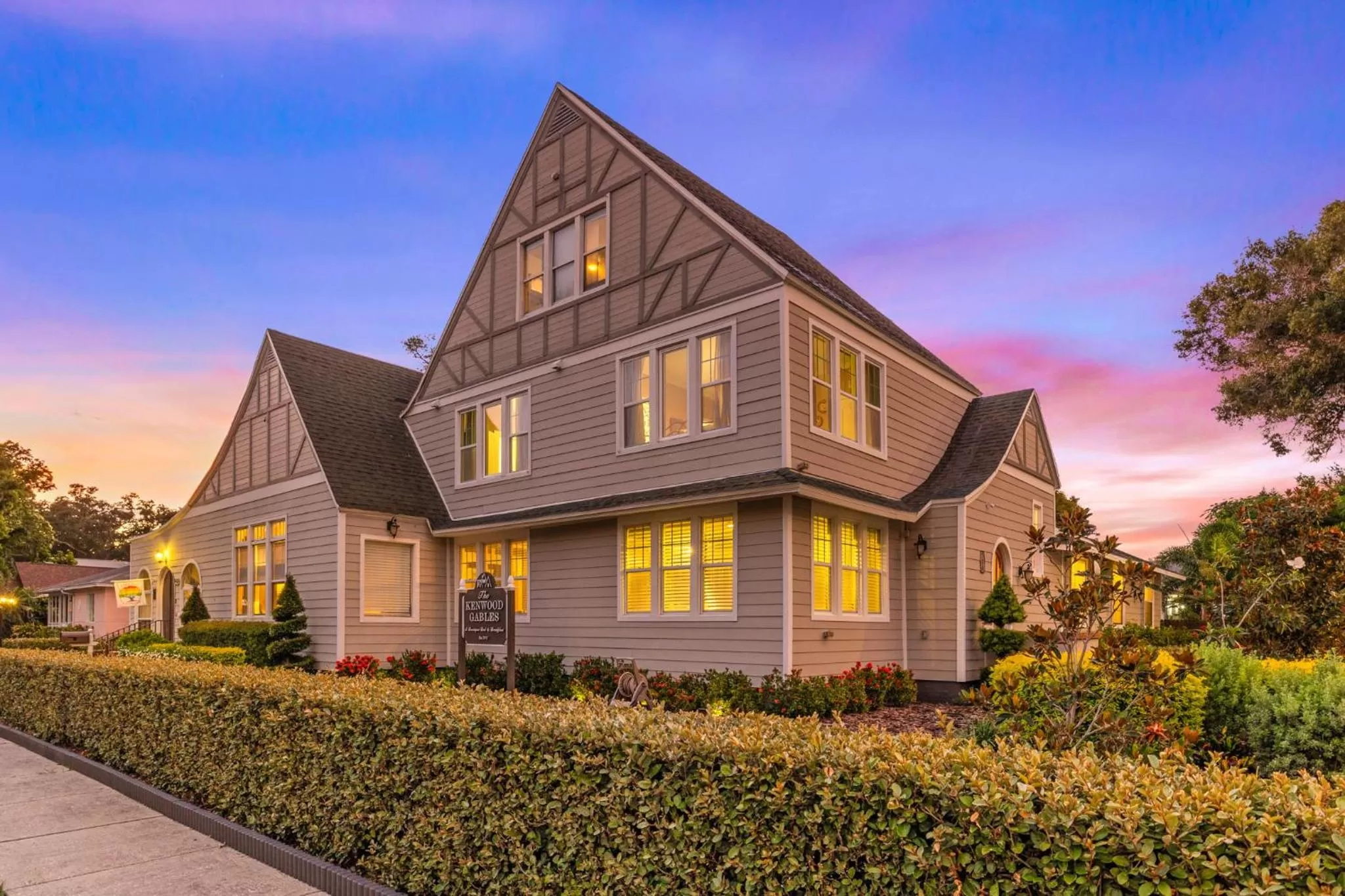 Property building in The Kenwood Gables Boutique B&B