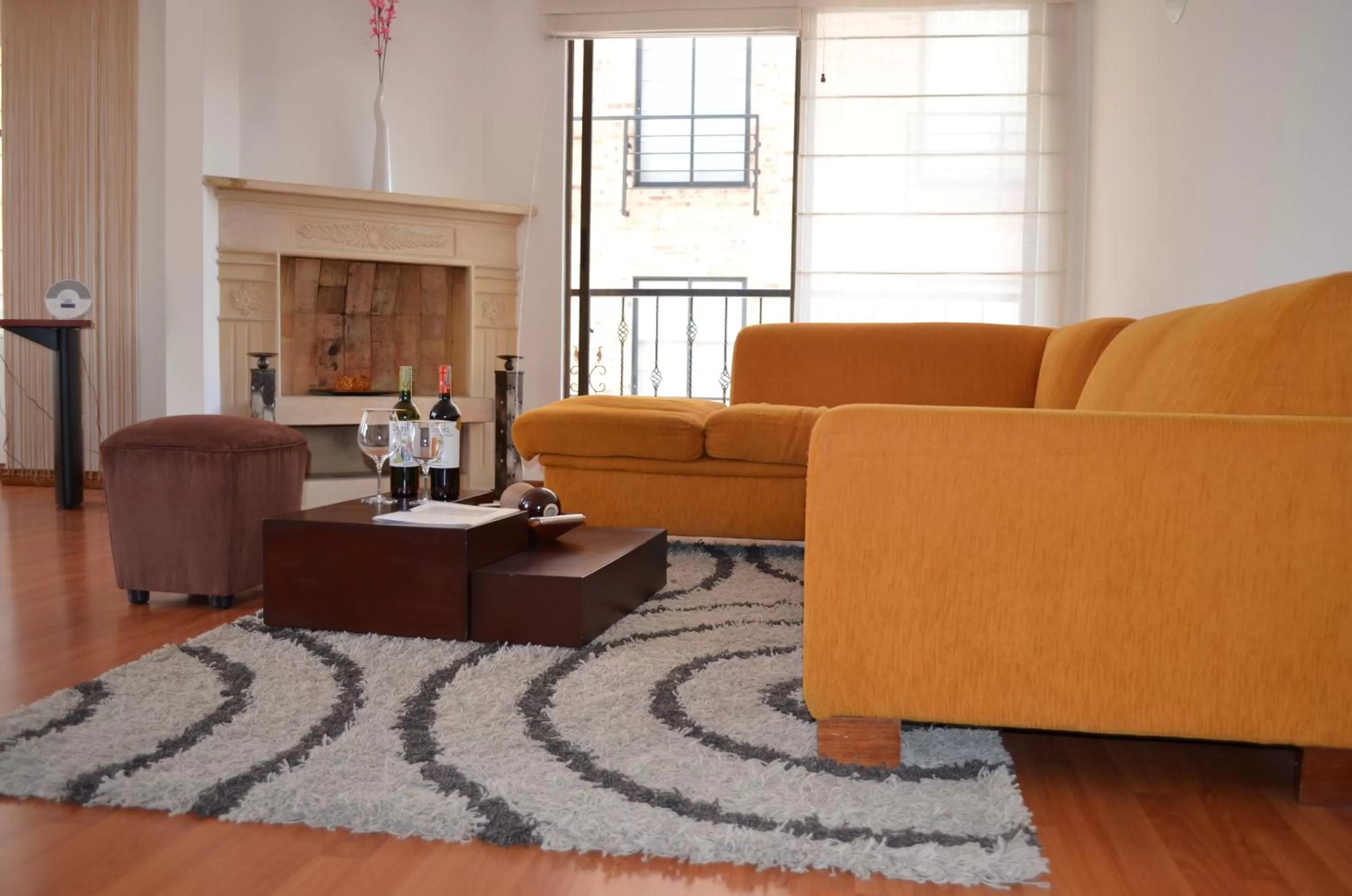 Day, Seating Area in Suites 109 GH Usaquén