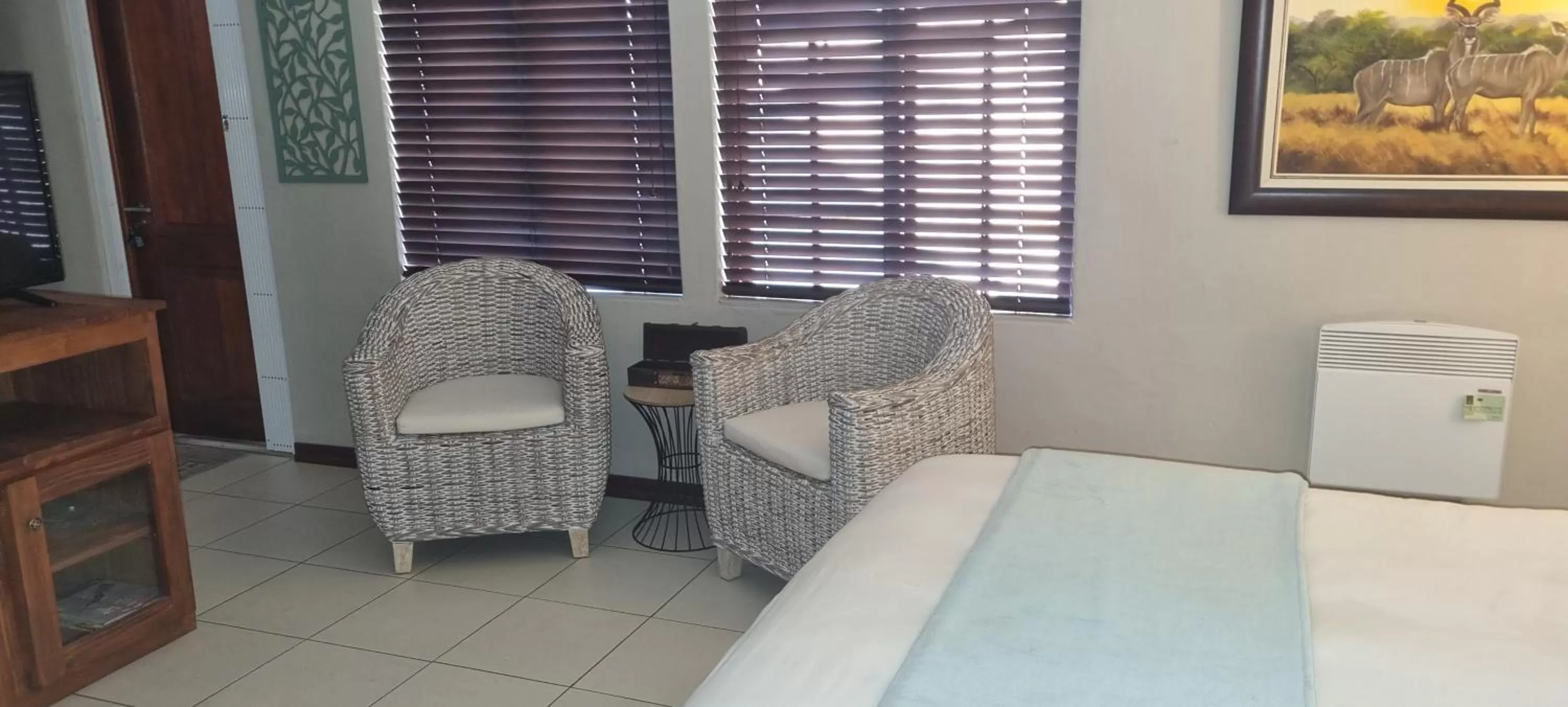 Bedroom, Seating Area in The Leopard Tree