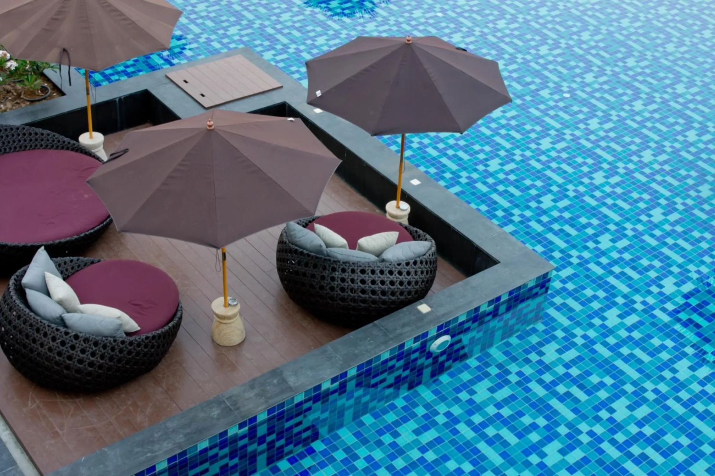 Swimming pool in Way Hotel Pattaya