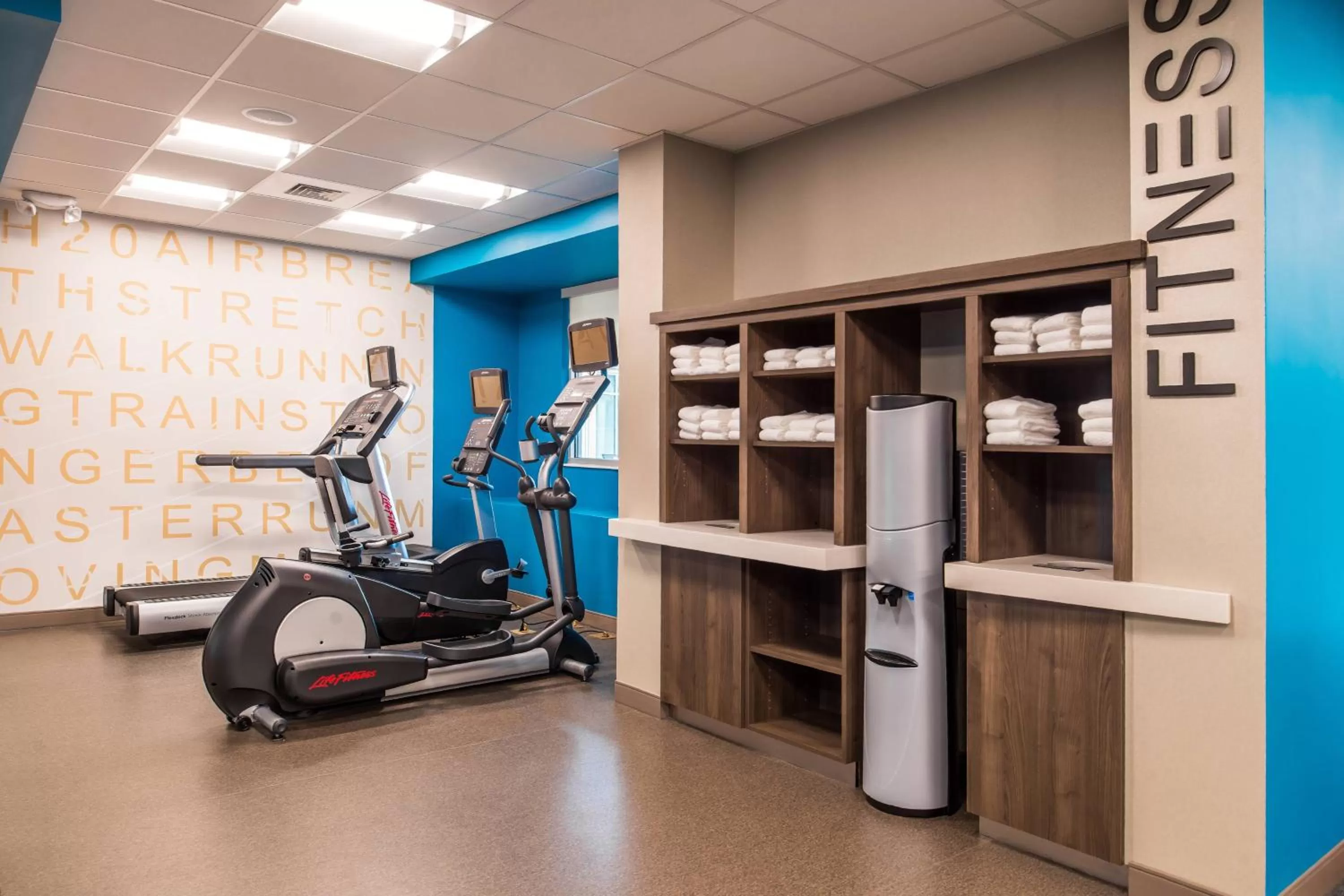 Fitness centre/facilities in Fairfield Inn & Suites by Marriott St. Louis Westport