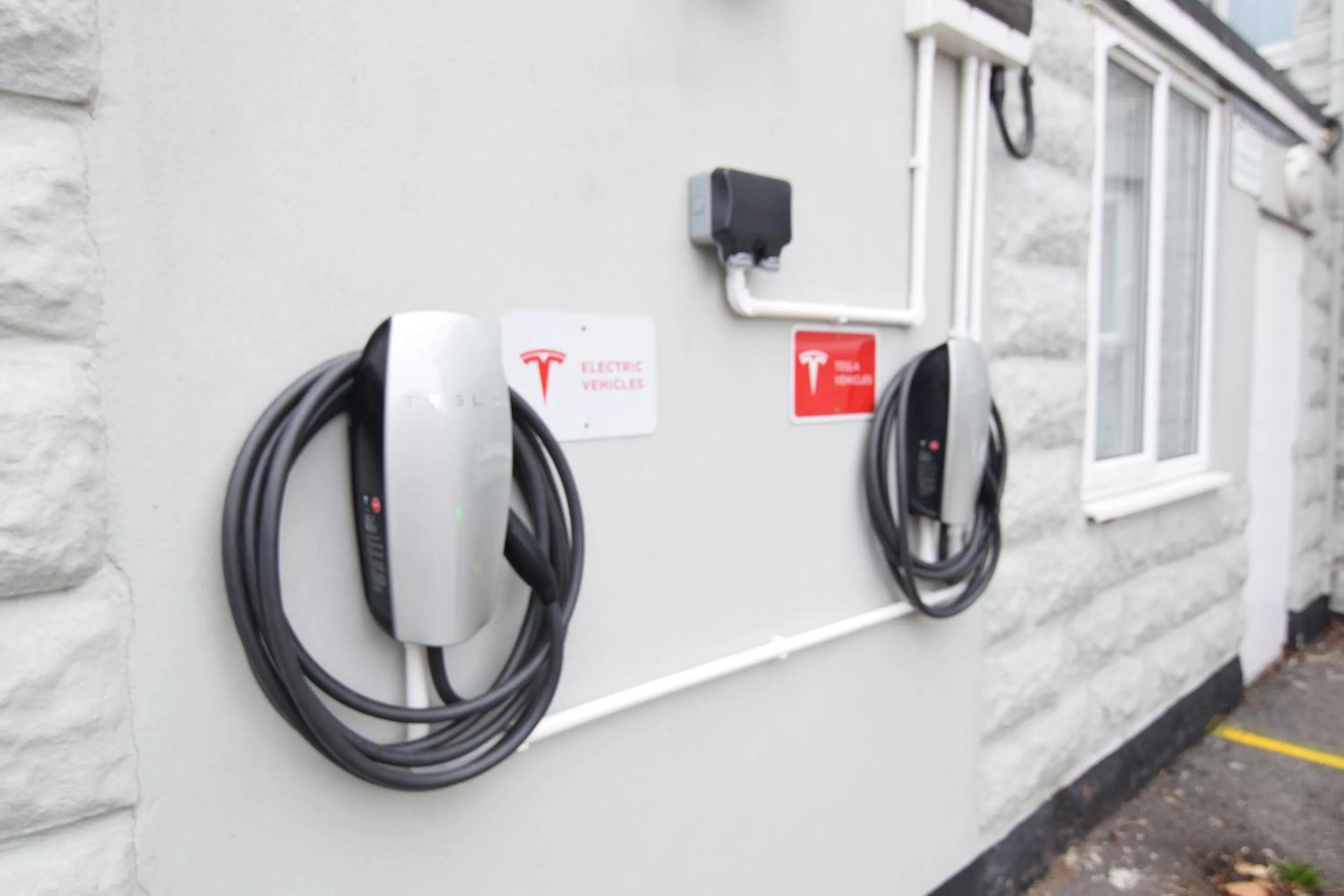 Logo/Certificate/Sign in Castle Lodge