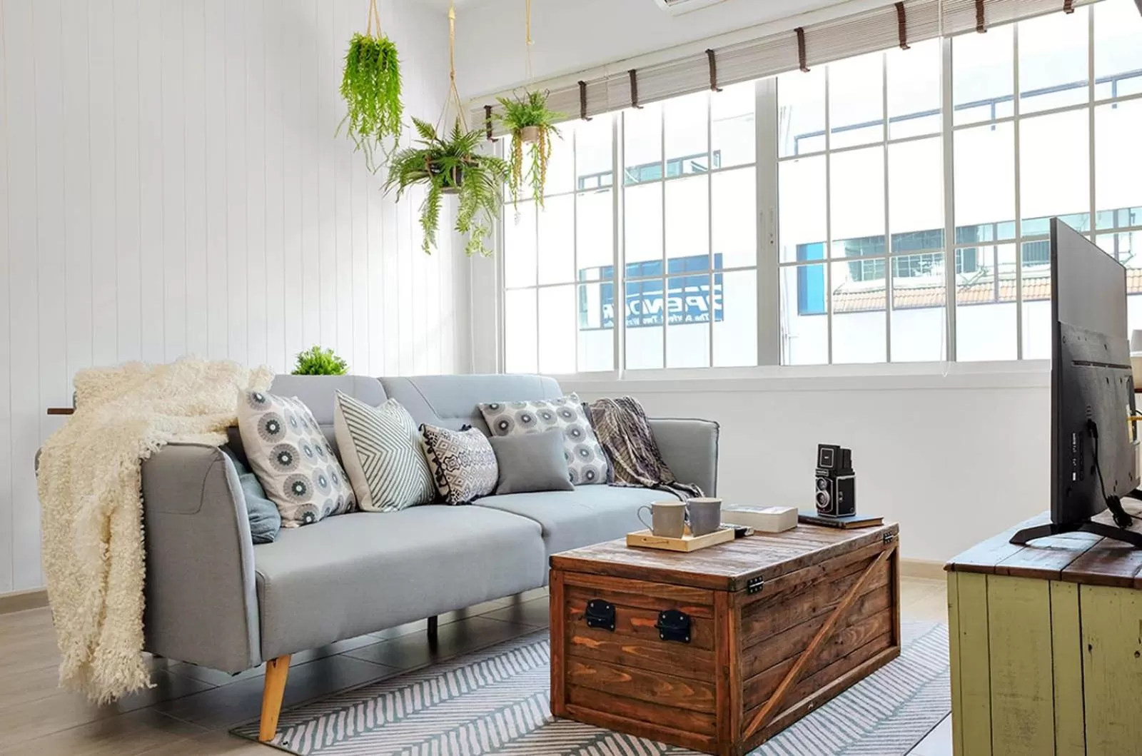 TV and multimedia in Hide and Seek Boutique Hometel