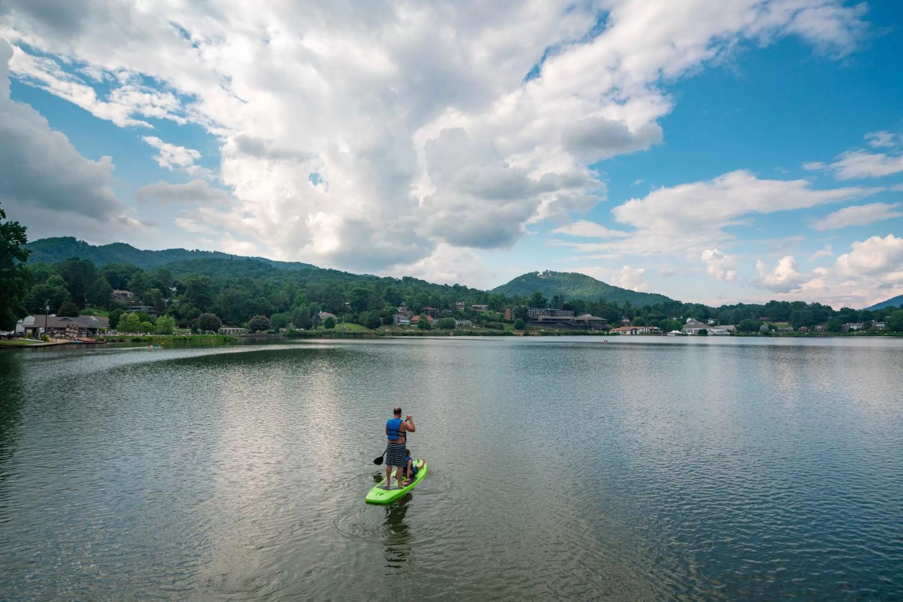 Natural landscape in The Terrace Hotel at Lake Junaluska