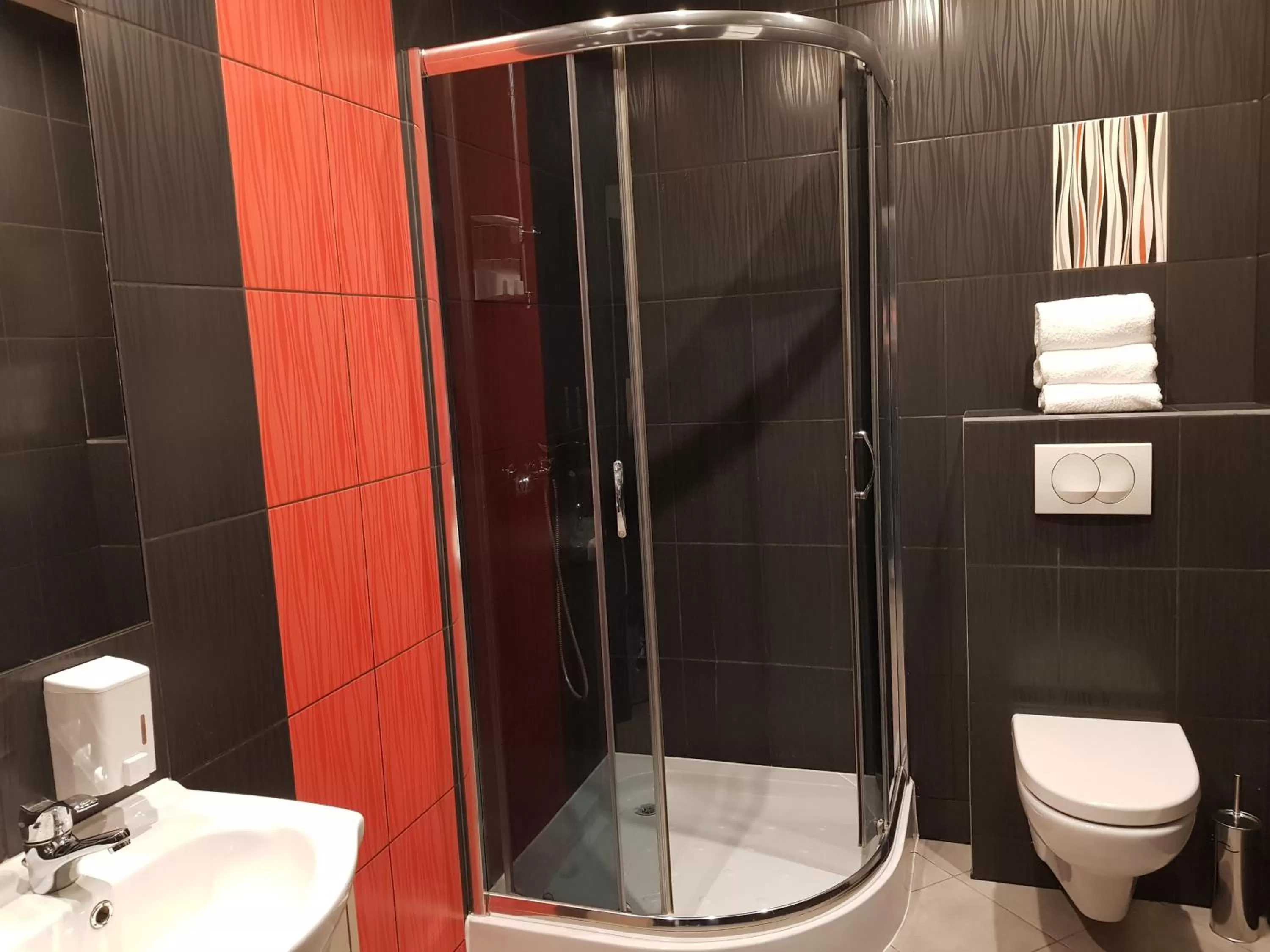 Shower in Pokoje Bakos Radocza