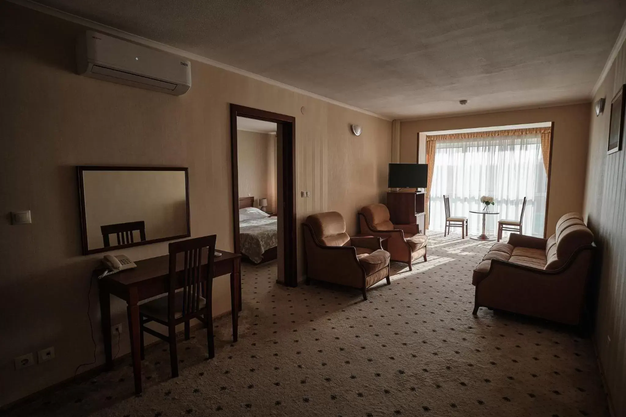 Suite with Balcony in Hotel Uzhgorod Suite with Balcony in Hotel Uzhgorod