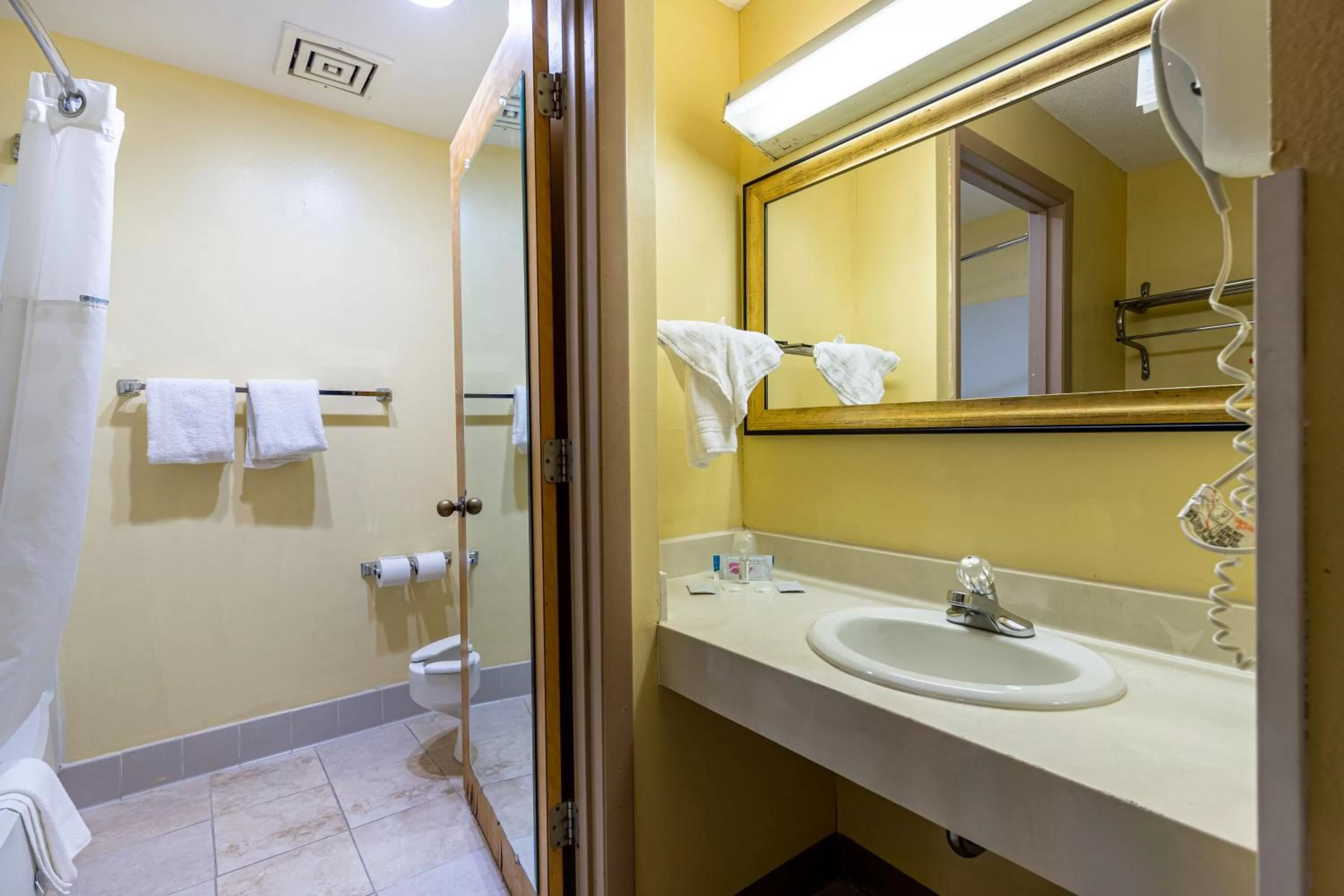 Ramada by Wyndham Columbus North