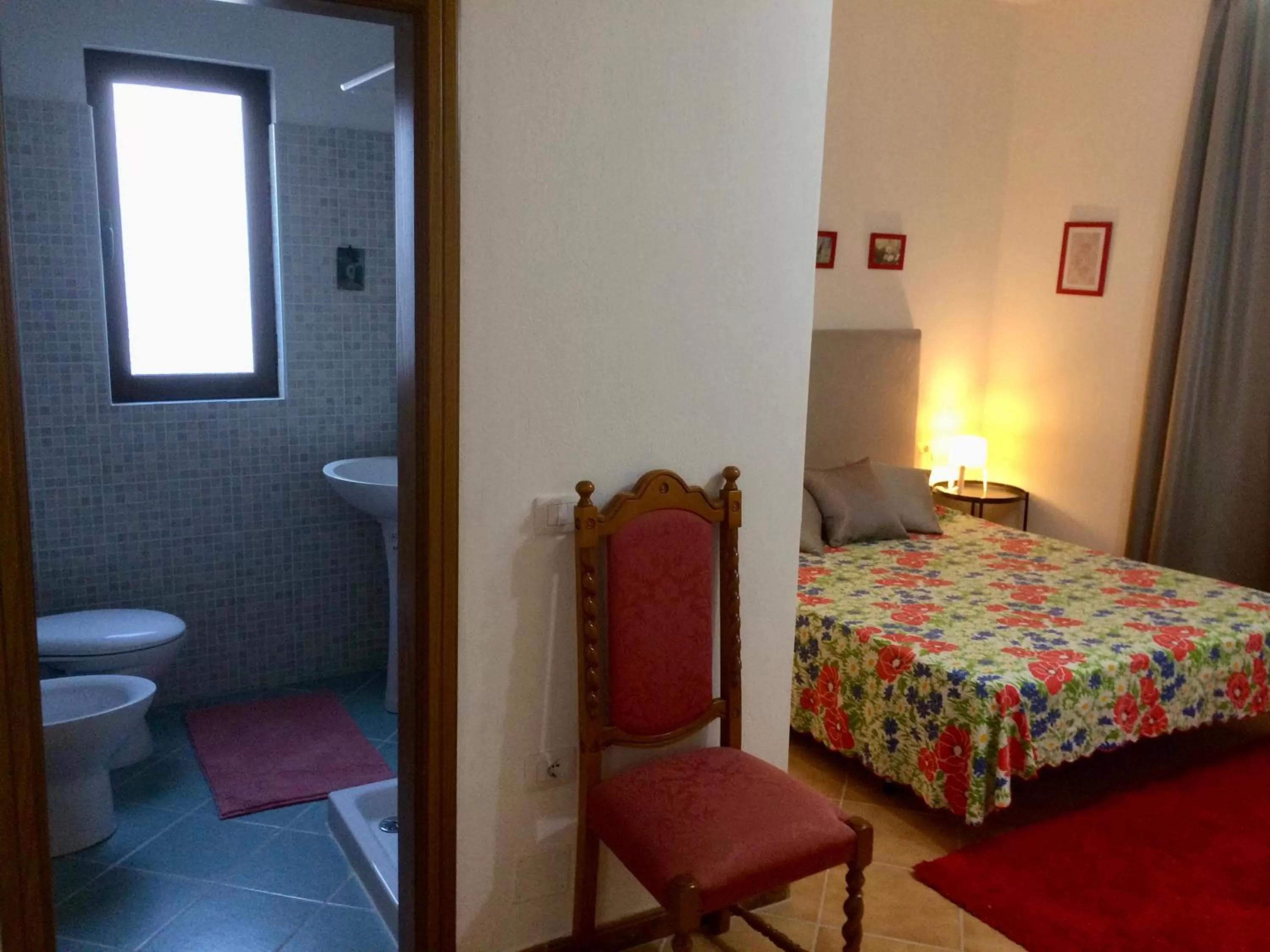 Bedroom, Bathroom in Guesthouse Villa Rosa Berat