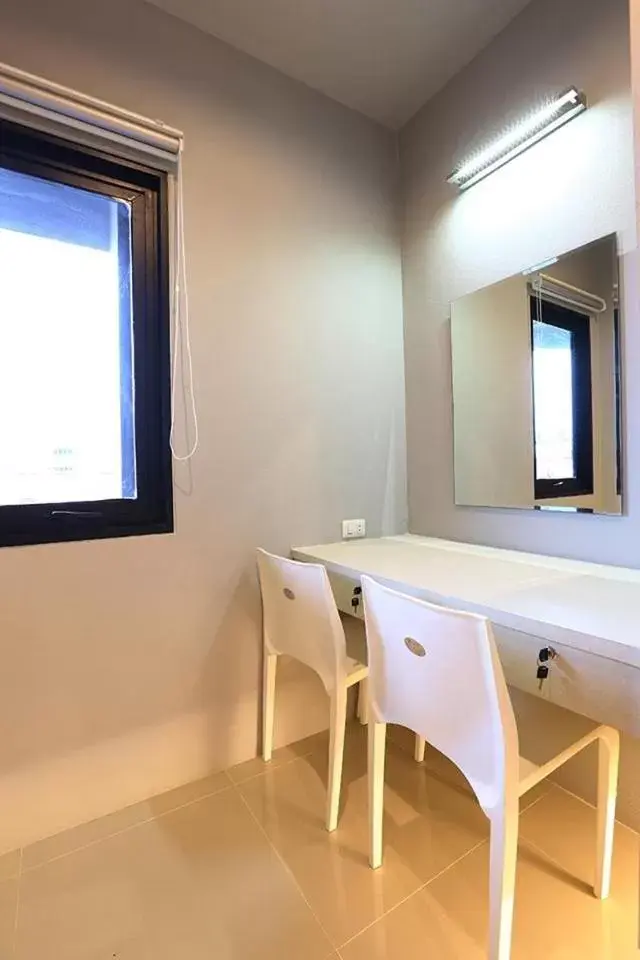 Studio with Balcony in Hatyai Signature Hotel Studio with Balcony in Hatyai Signature Hotel