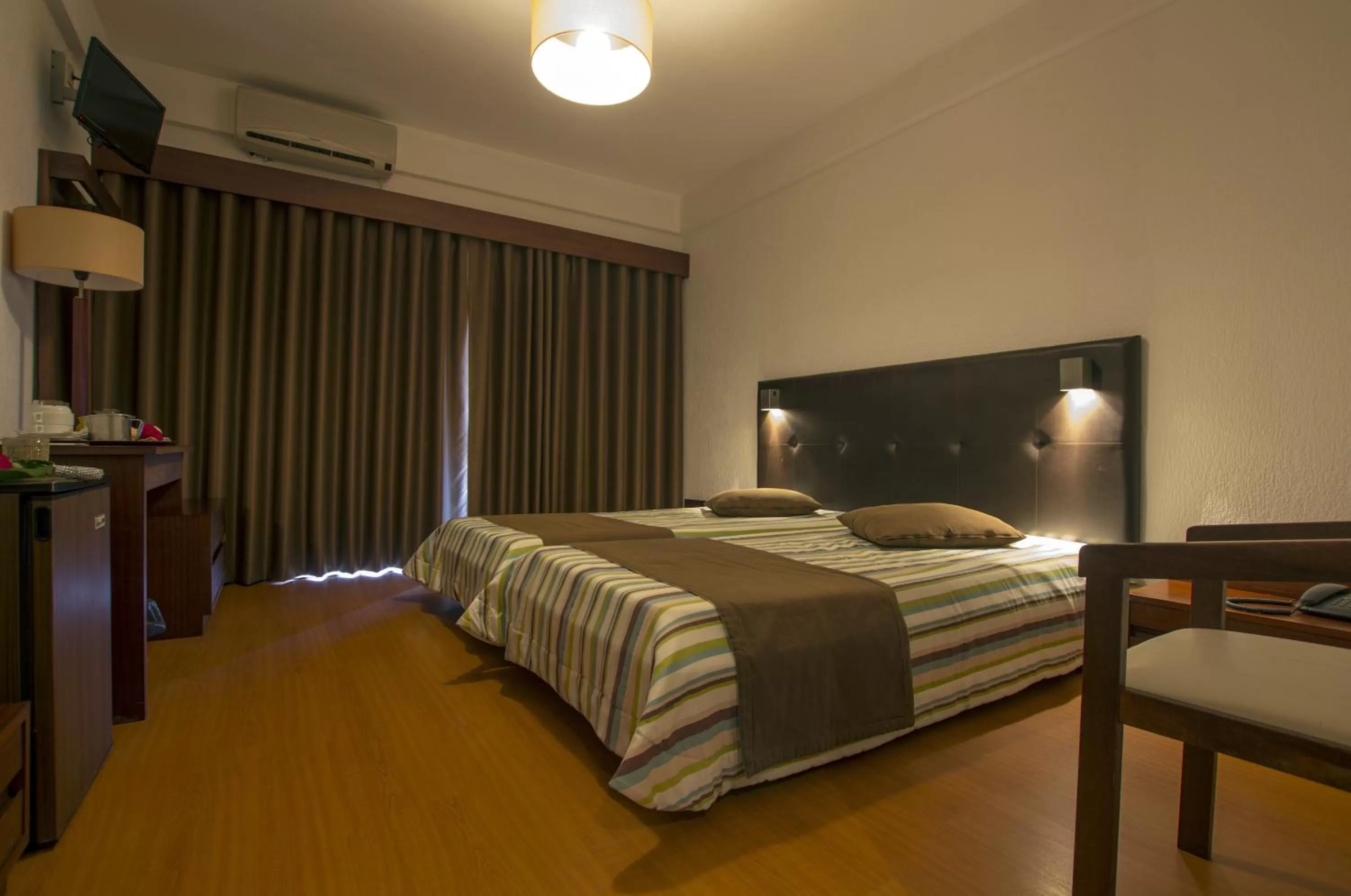 Photo of the whole room, Bed in Riabela Inn