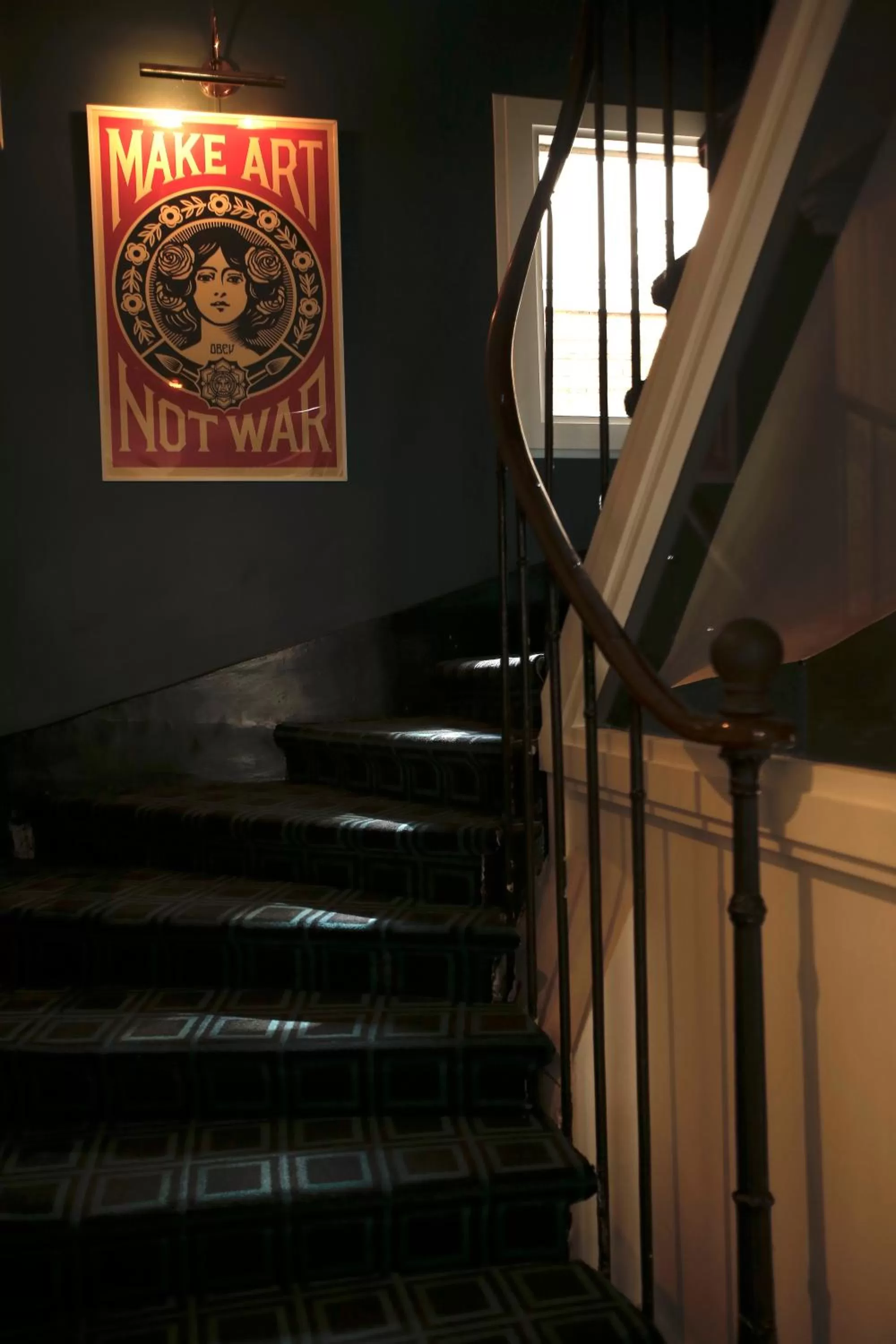 Decorative detail in Hôtel Etoile Trocadéro