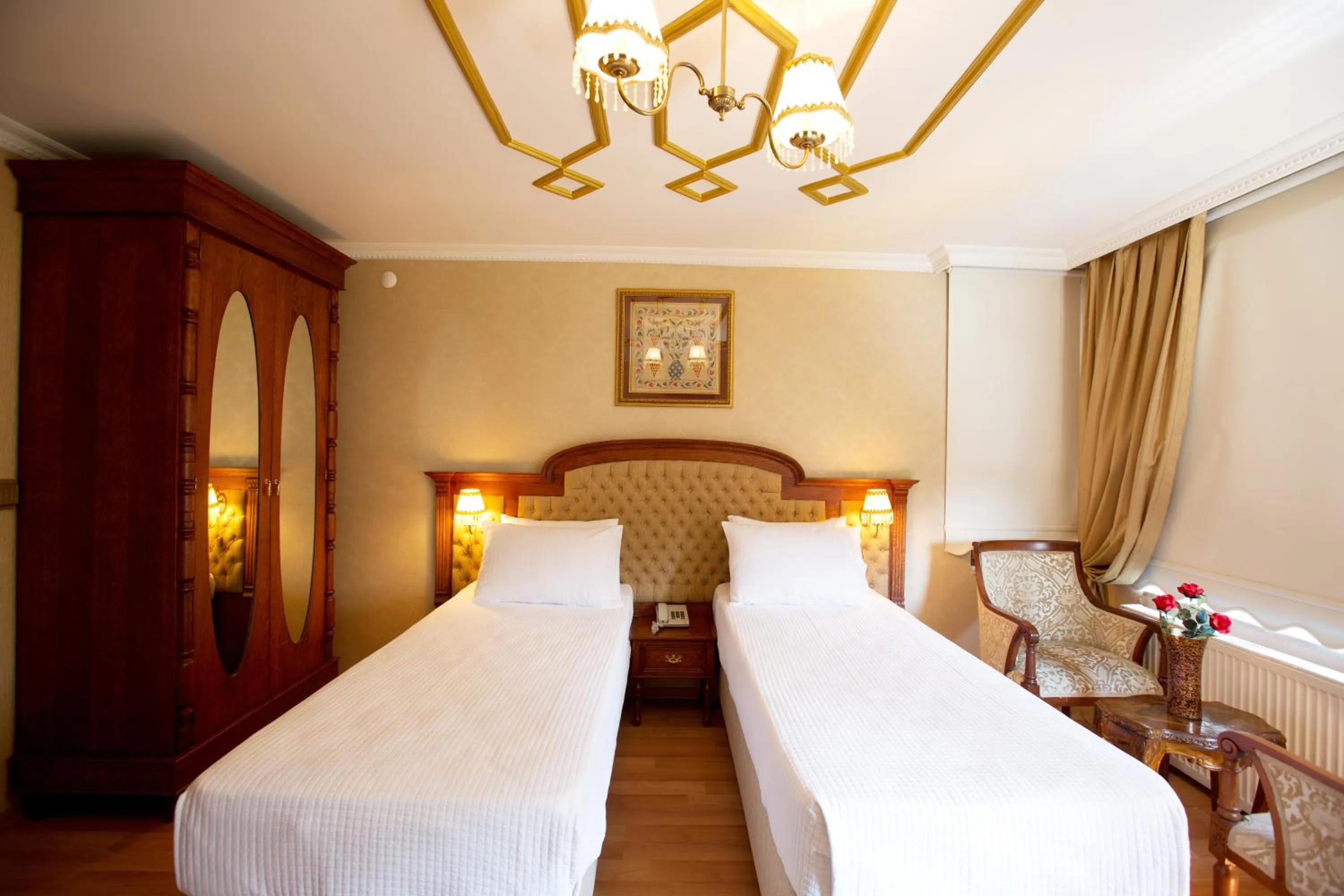 Photo of the whole room, Bed in Aruna Boutique Hotel