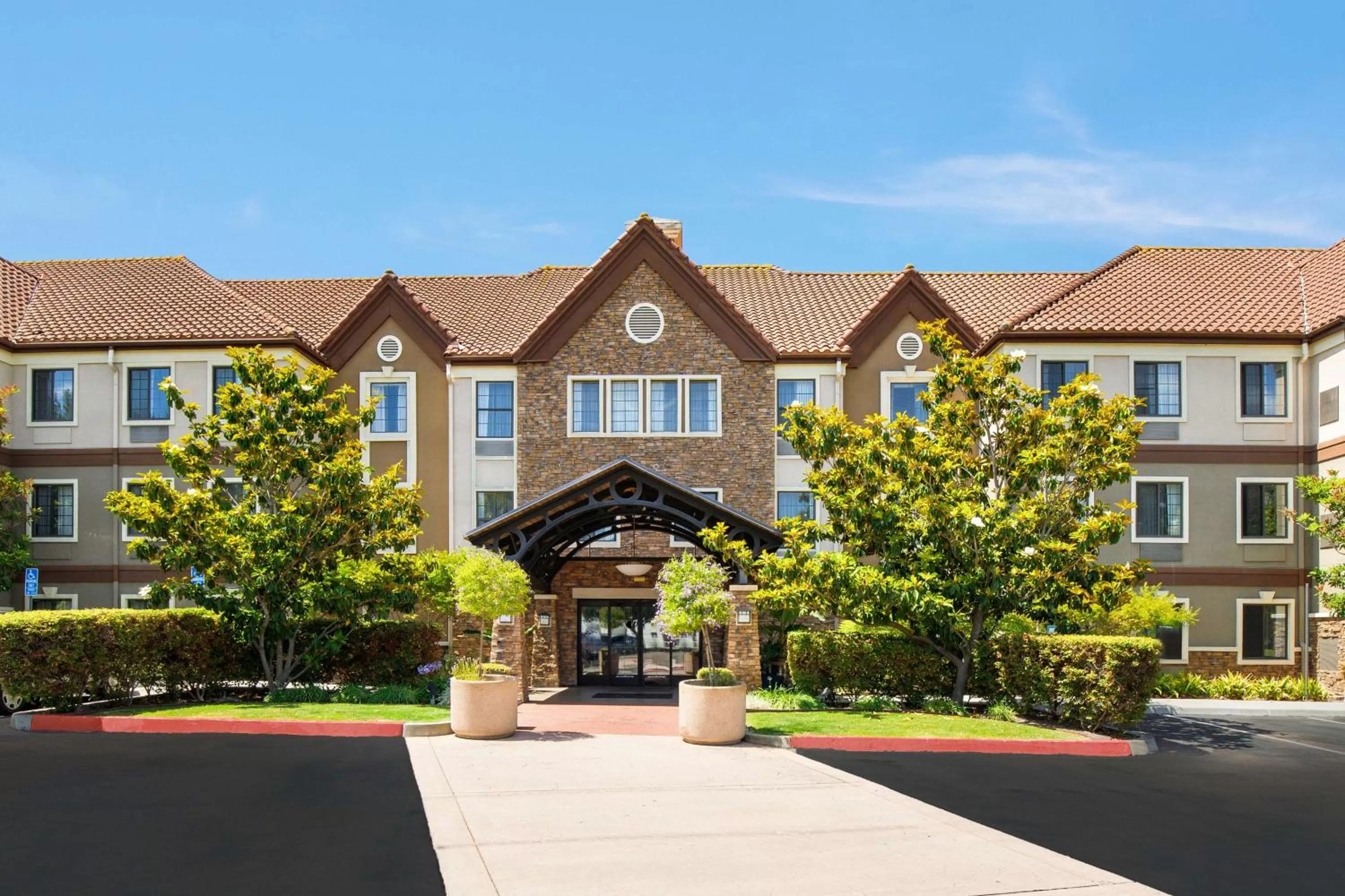 Property building in Sonesta ES Suites San Diego - Rancho Bernardo