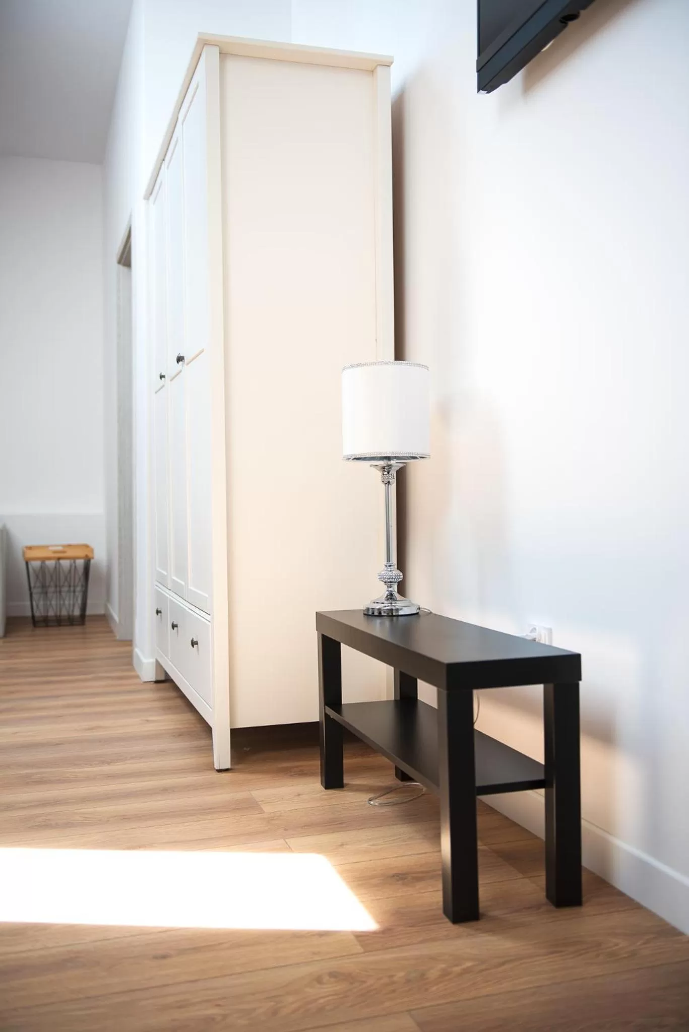 Living room in Leon's Rooms