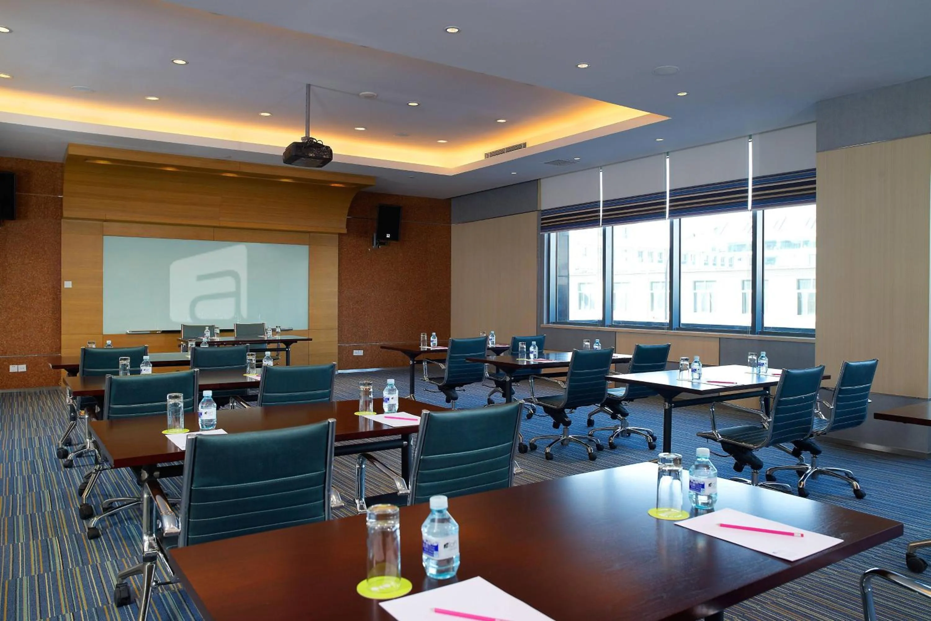 Meeting/conference room in Aloft Beijing, Haidian