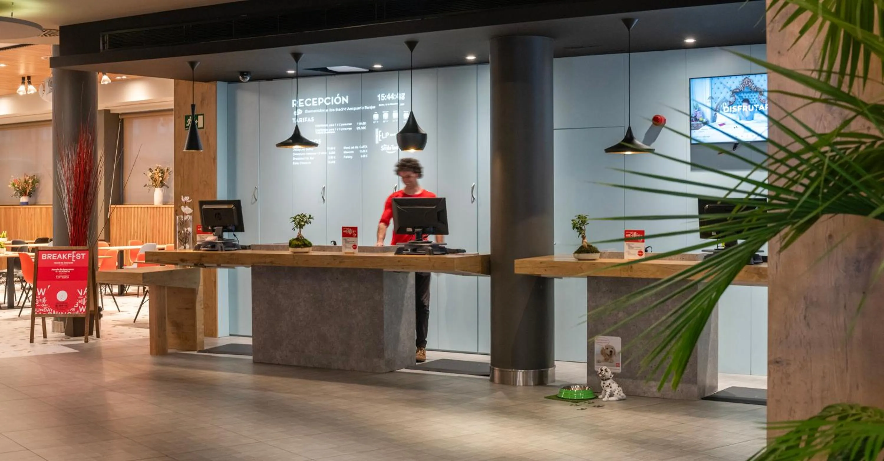 Property building in Ibis Madrid Aeropuerto Barajas