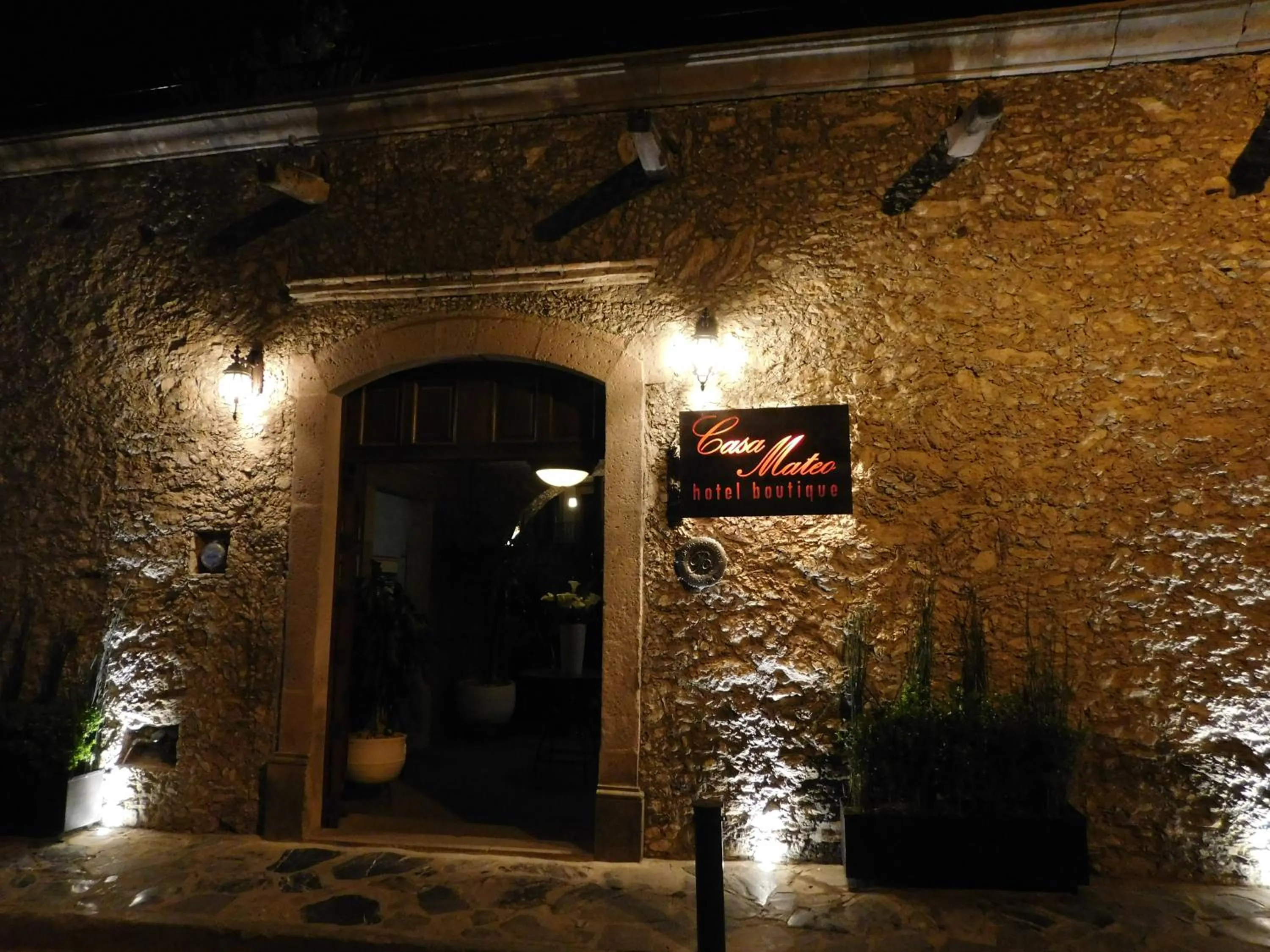 Facade/entrance in Casa Mateo Hotel Boutique