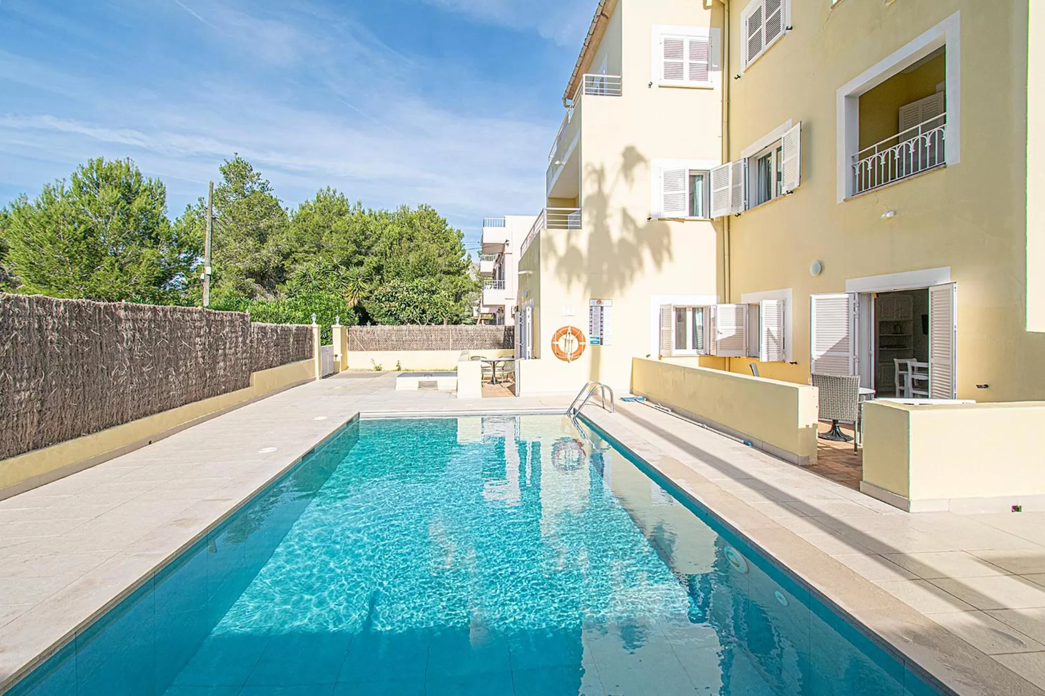 Apartment with Pool View  in Apartamentos Falcó