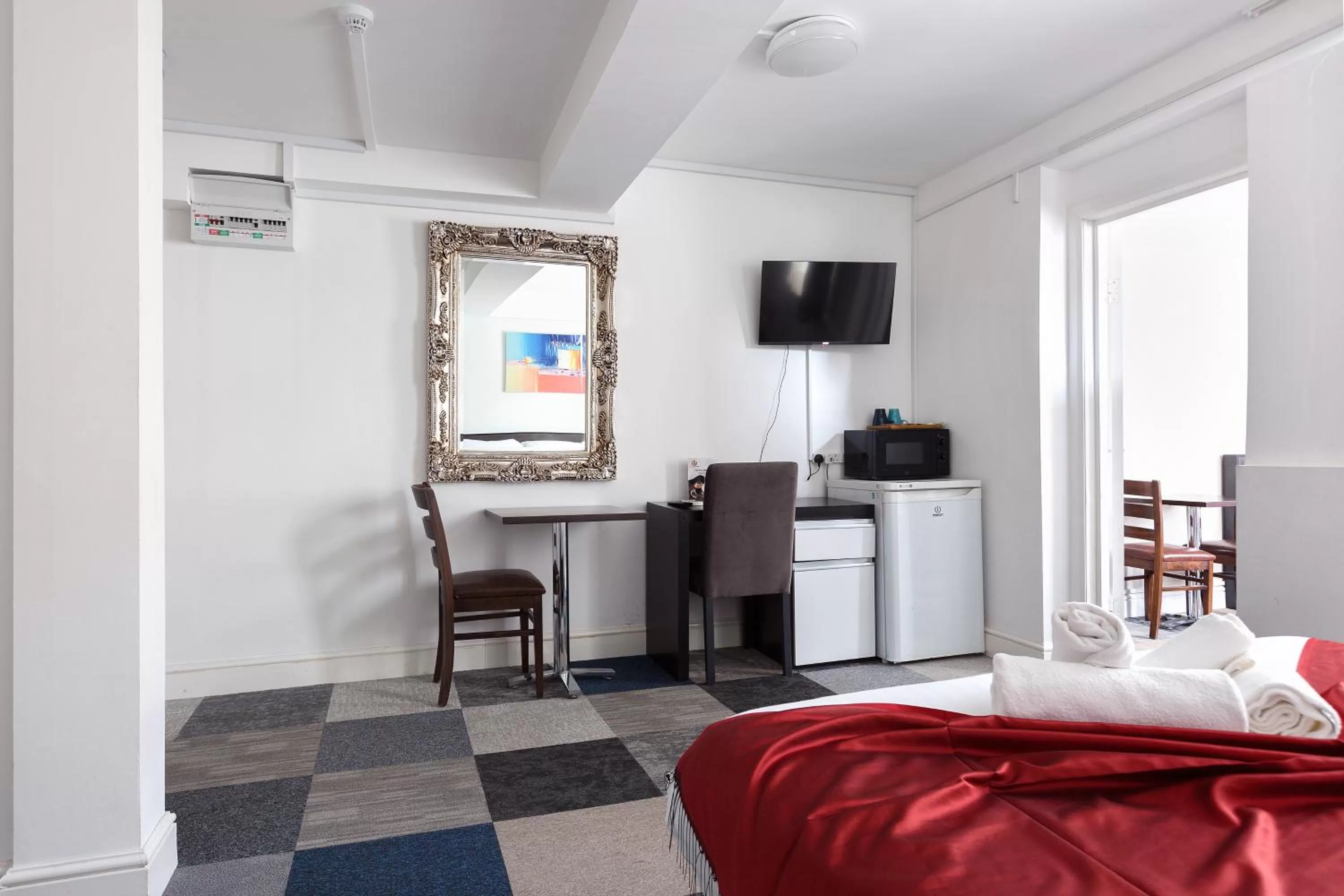 View (from property/room), Bed in Central Hoxton Shoreditch