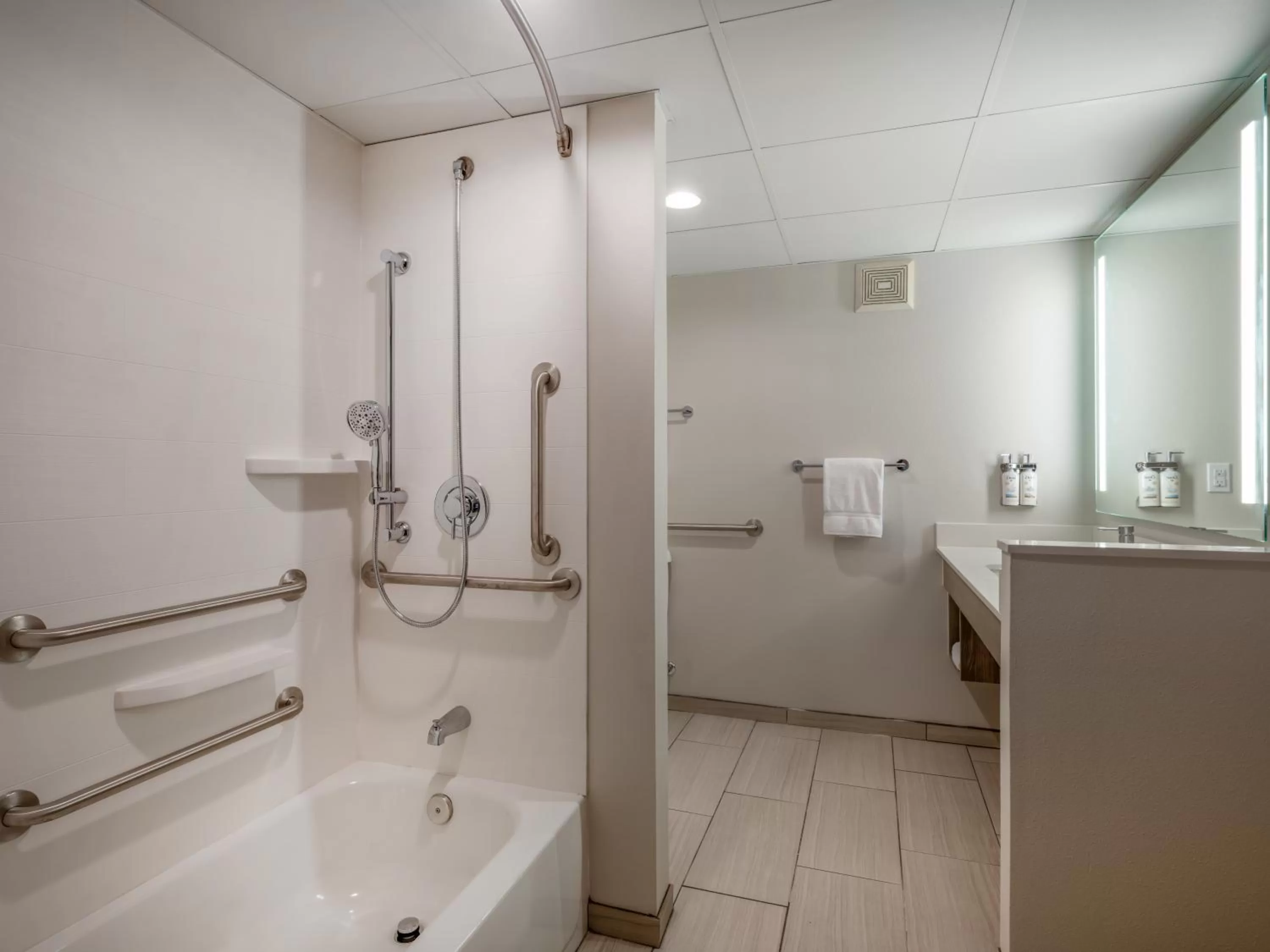 Bathroom in Holiday Inn Express & Suites Greensboro - I-40 atWendover by IHG