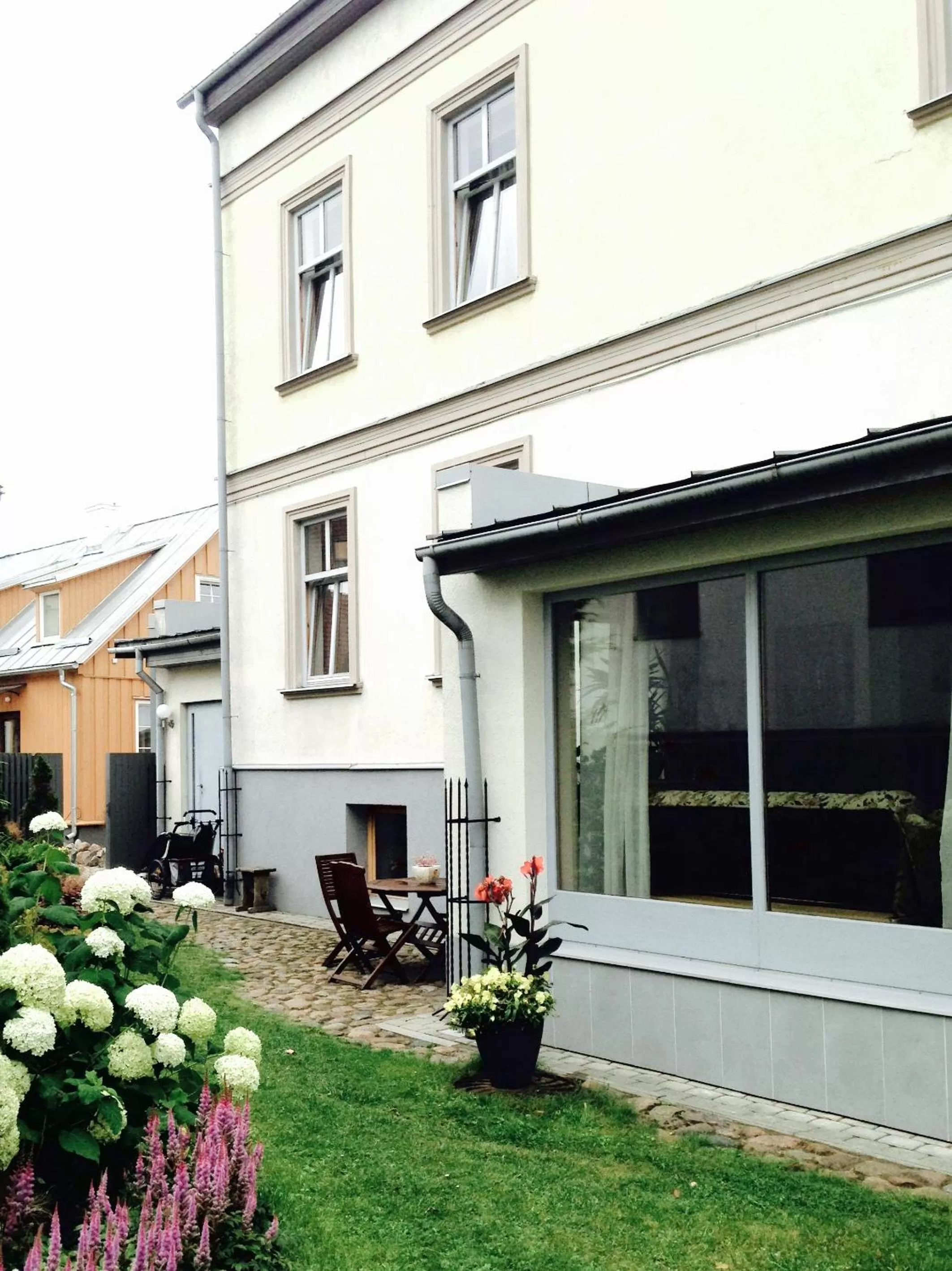 Facade/entrance, Property Building in Hotel Vilhelmine
