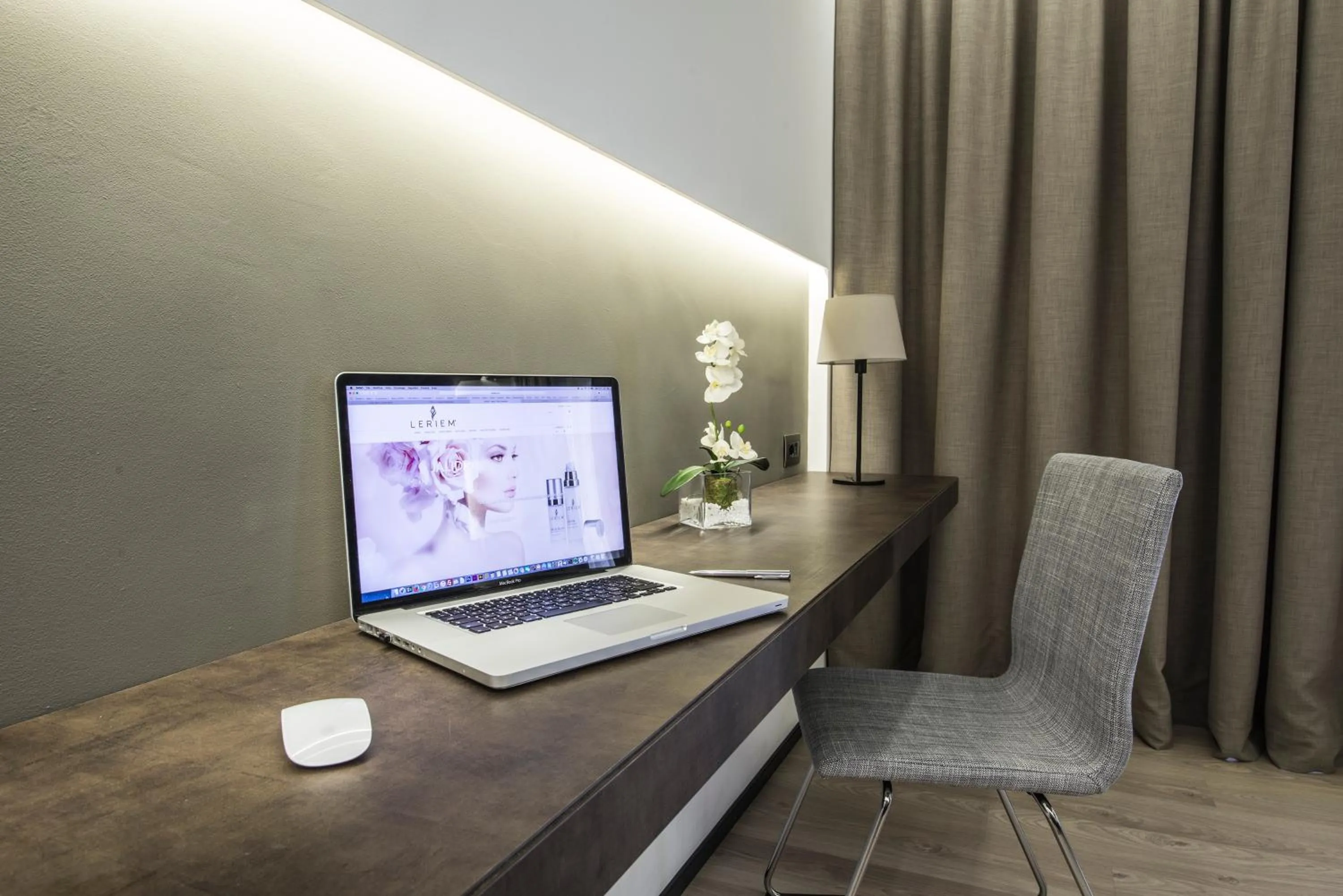 Decorative detail in Hotel Des Bains Terme